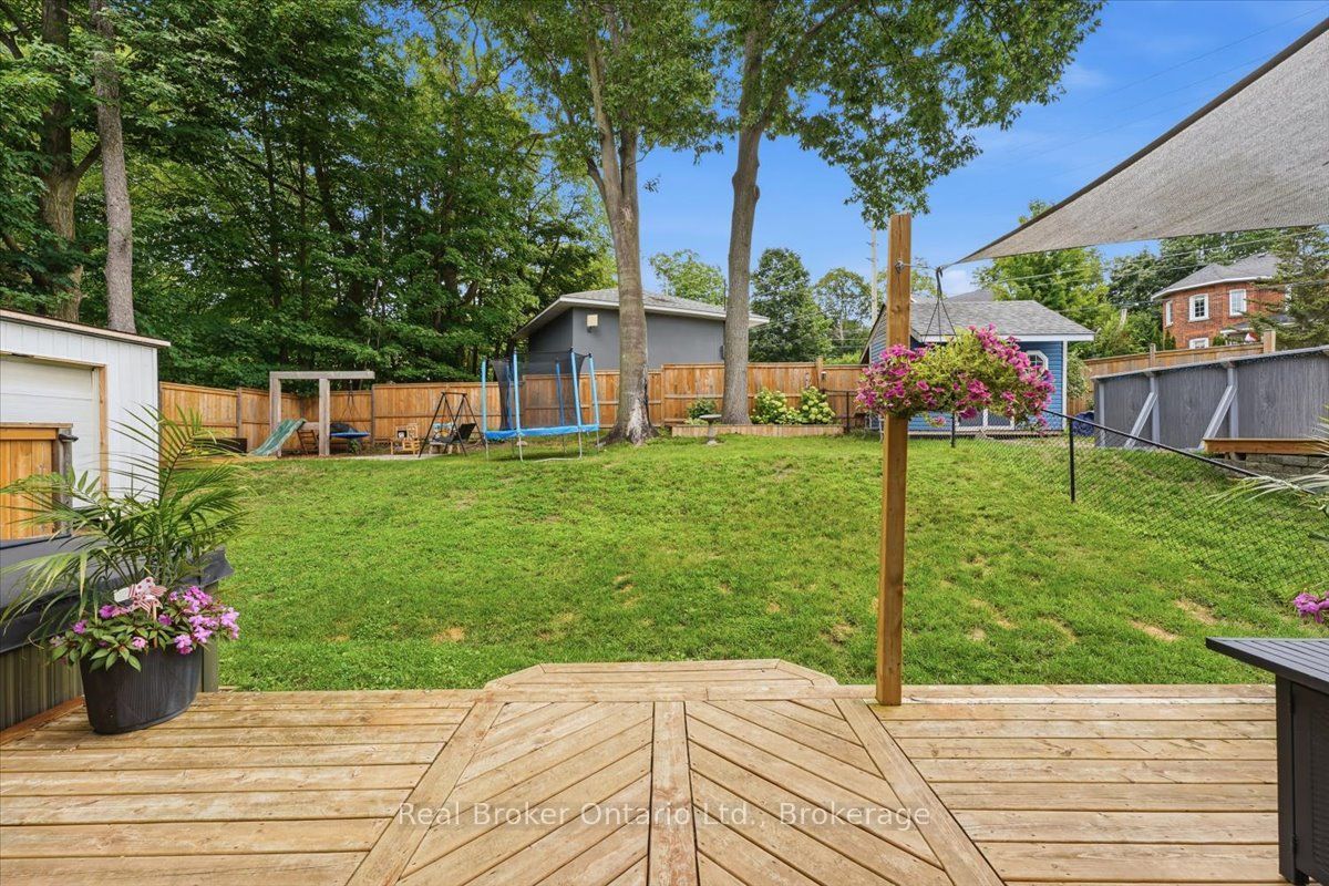 1a Clarence Avenue Property Photo 31