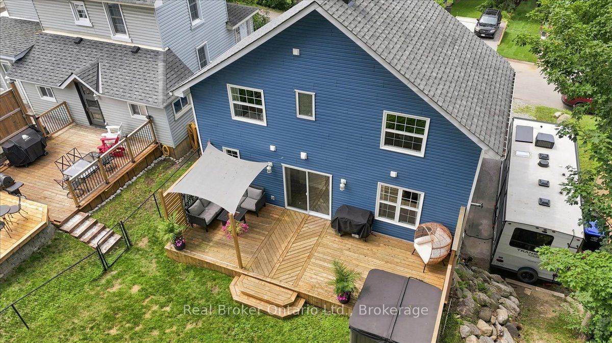 1a Clarence Avenue Property Photo 34