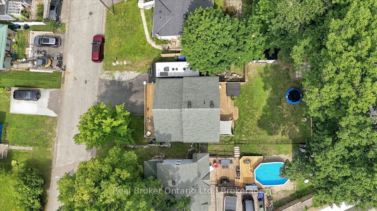 1a Clarence Avenue Property Photo 37