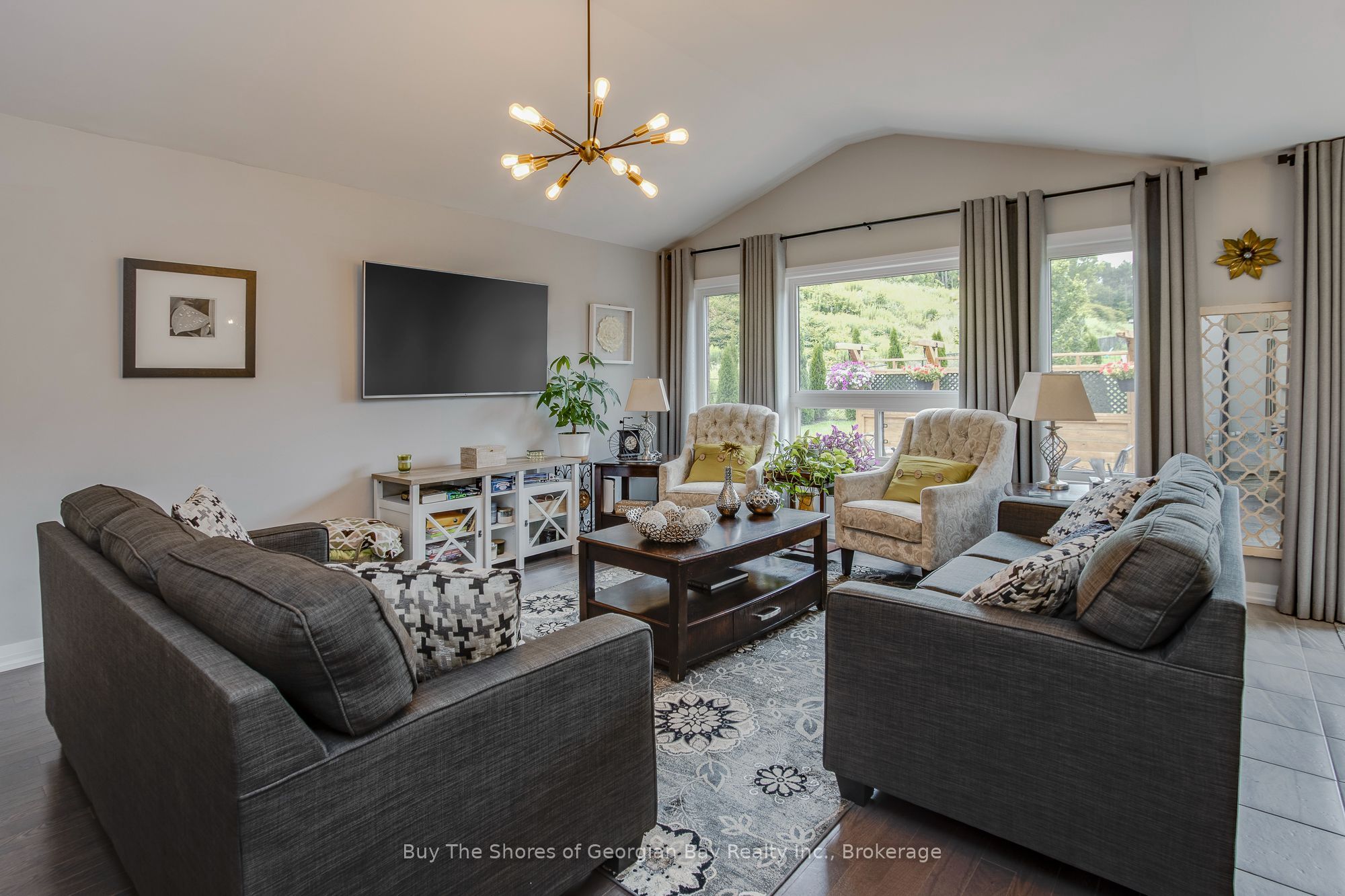 33 Beausoleil Drive Property Photo 13