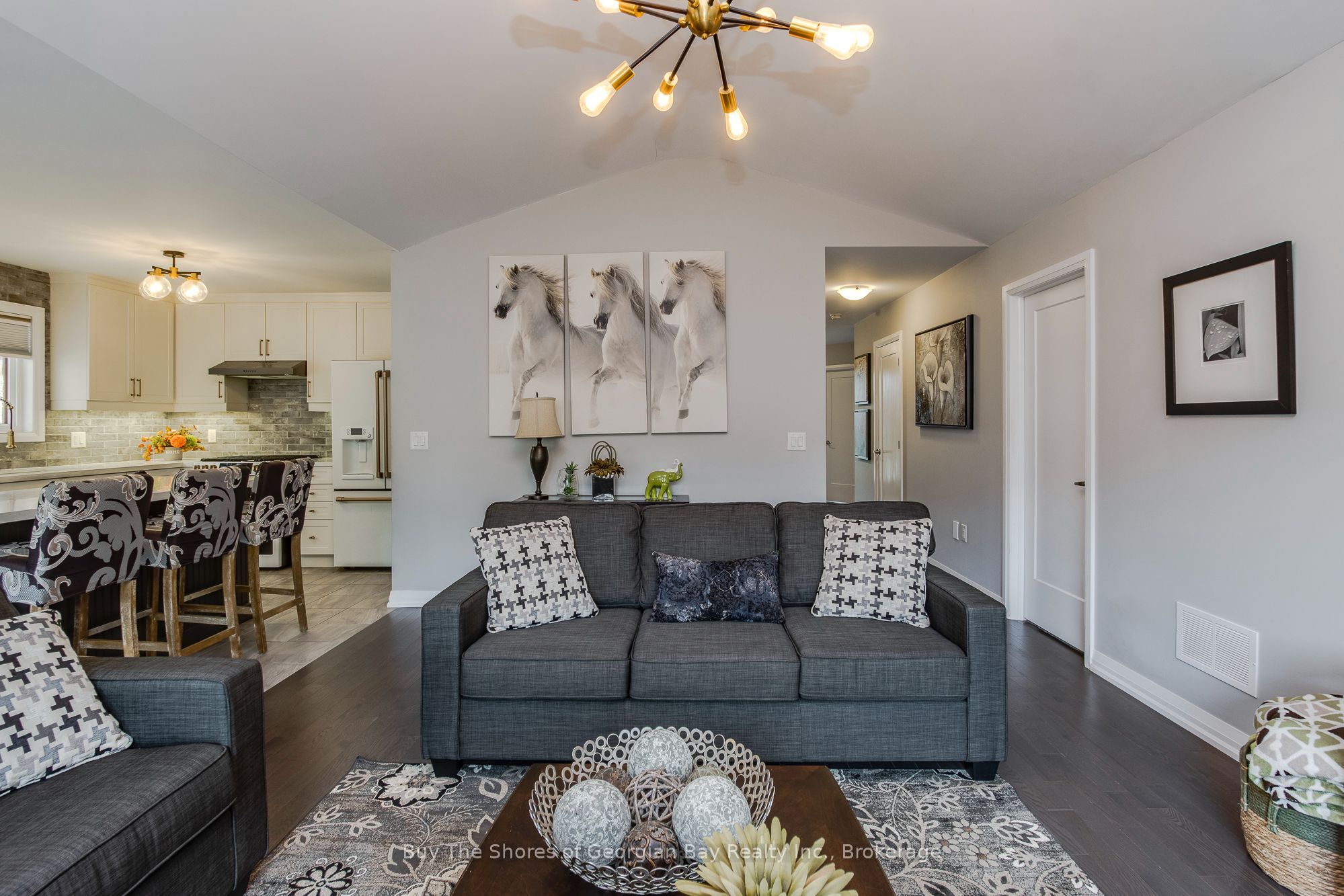 33 Beausoleil Drive Property Photo 15