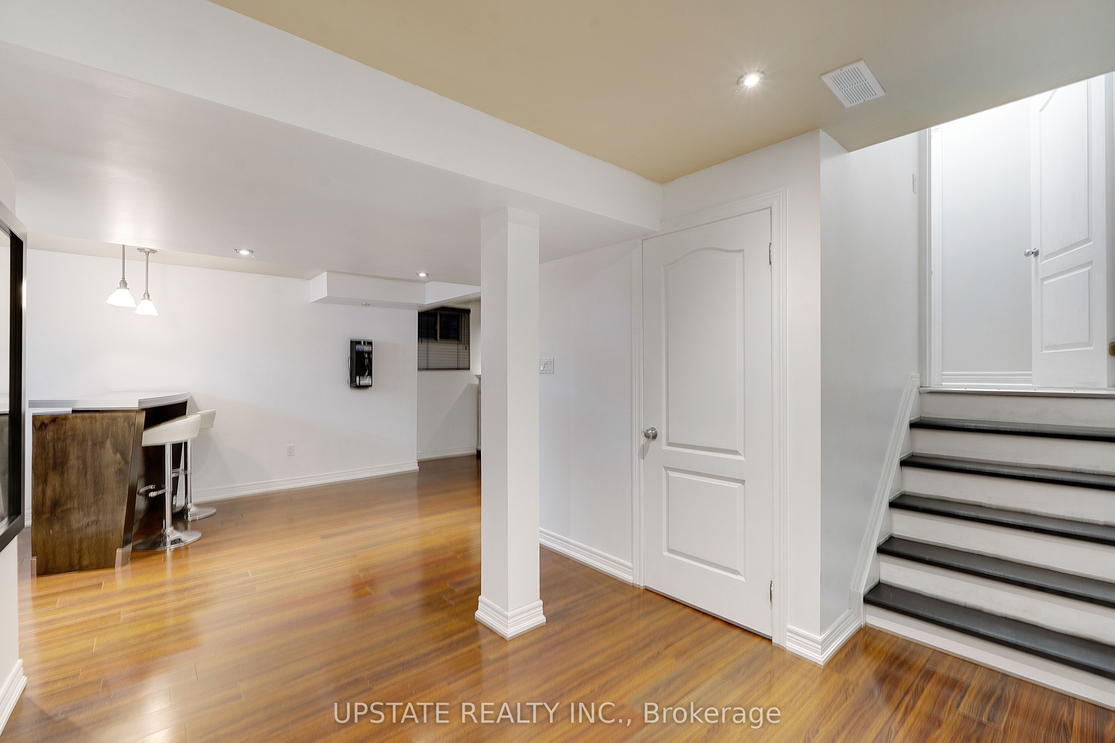 11 Kensington Trail Property Photo 25