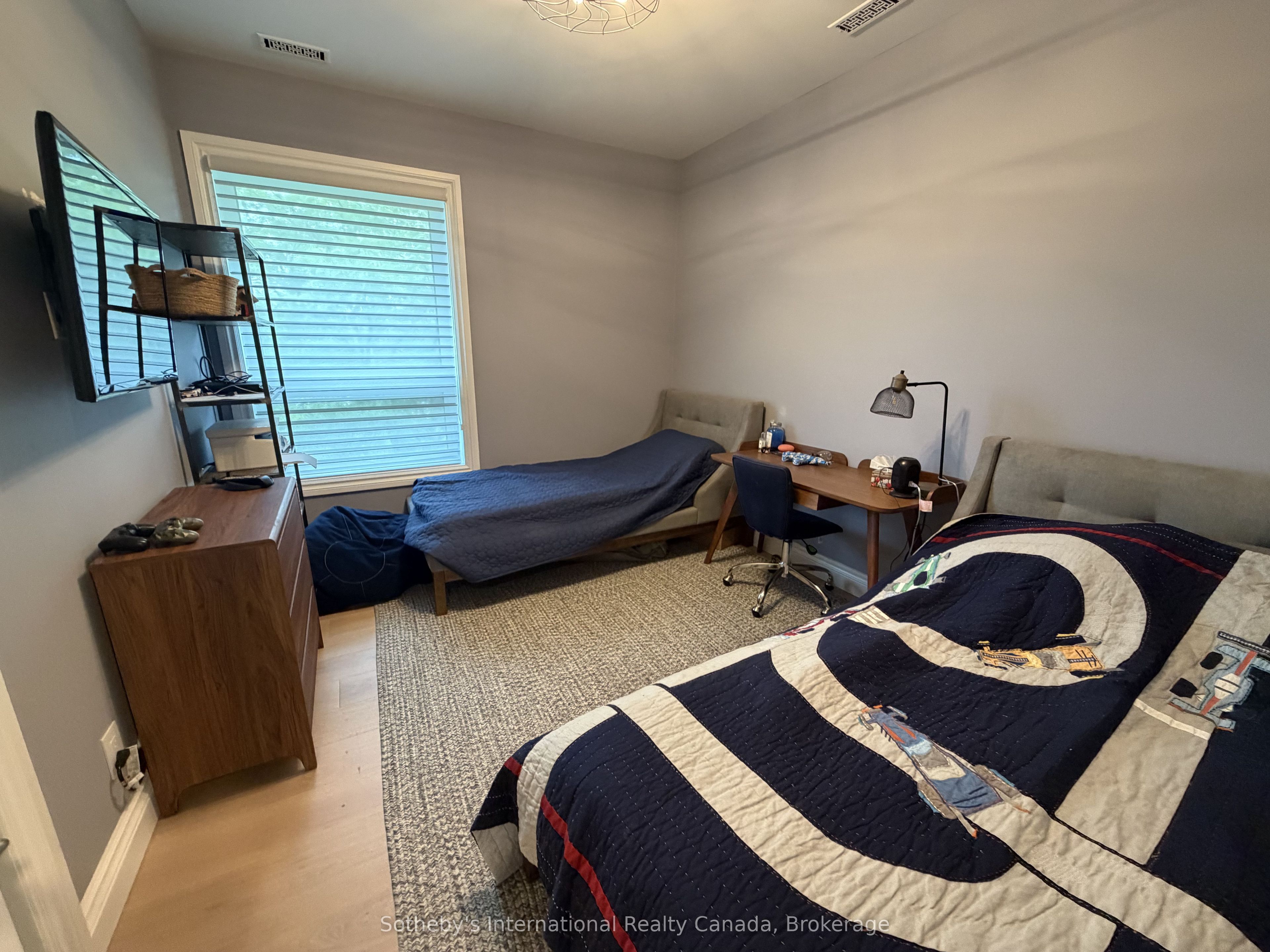 658 Johnston Park Avenue Property Photo 20