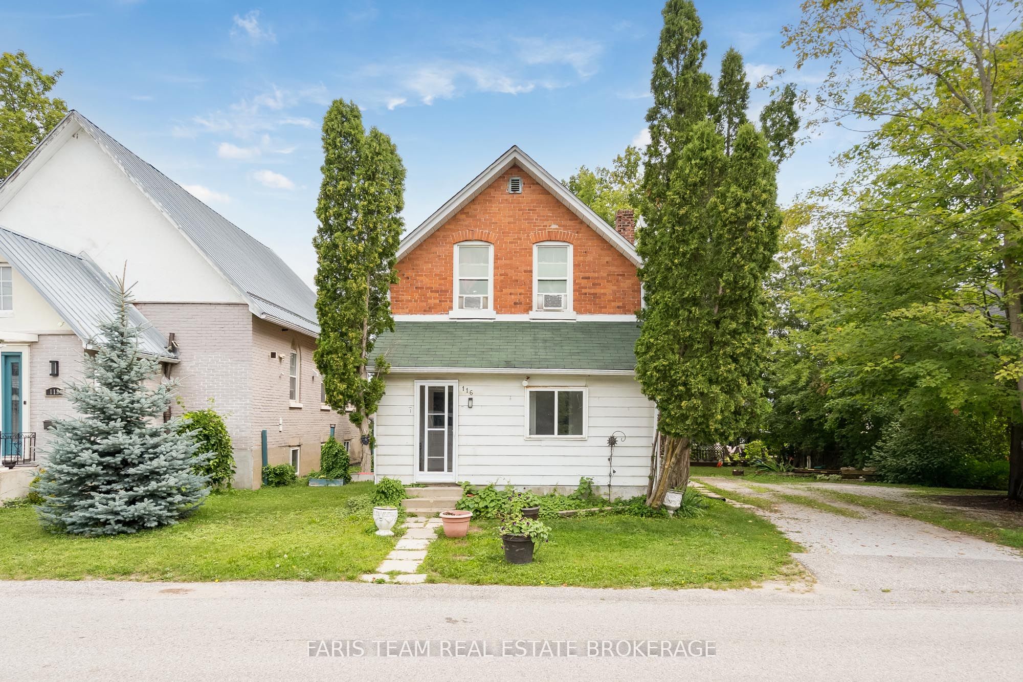 116 Albert Street S Property Photo 1