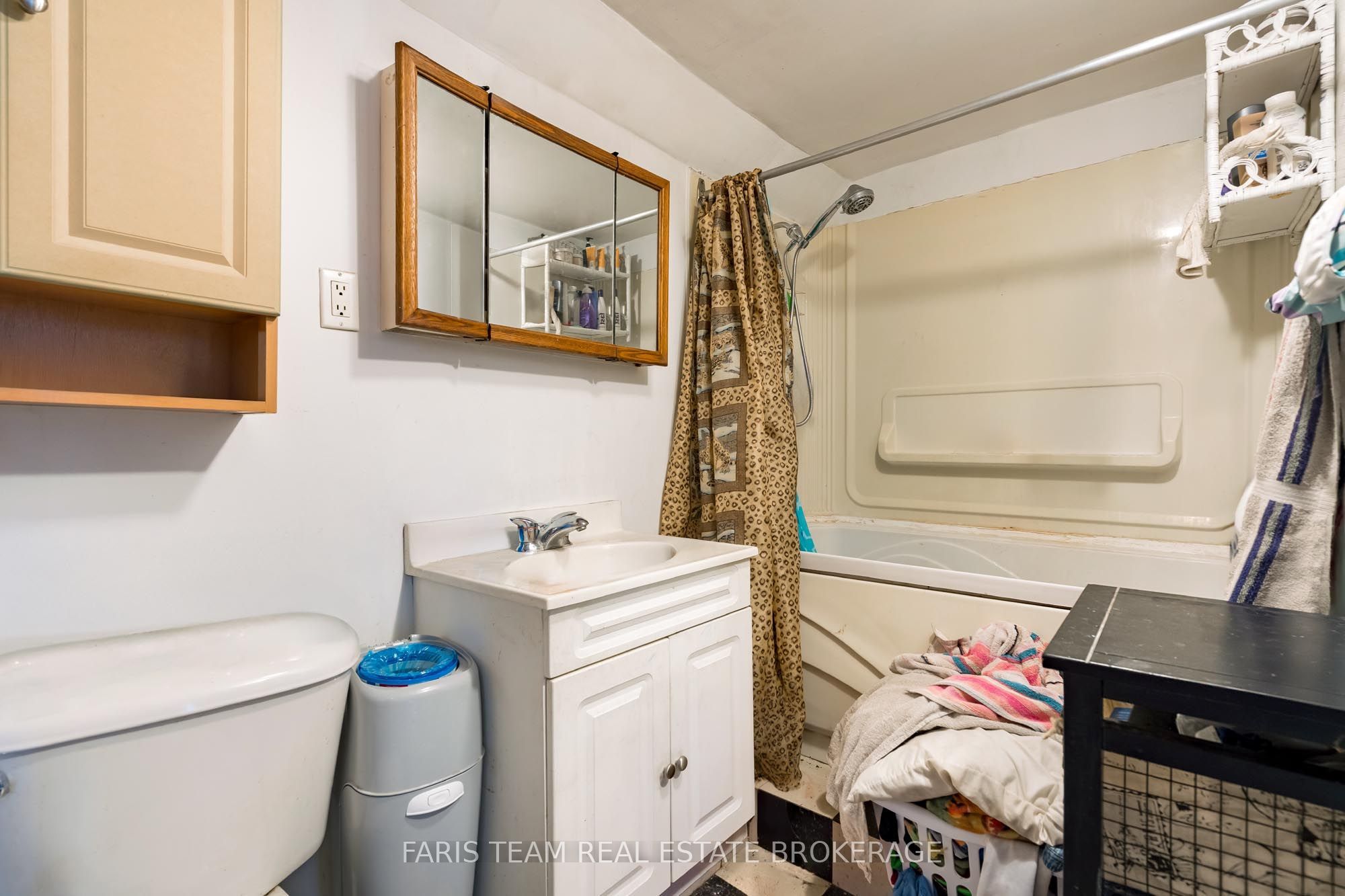 116 Albert Street S Property Photo 10