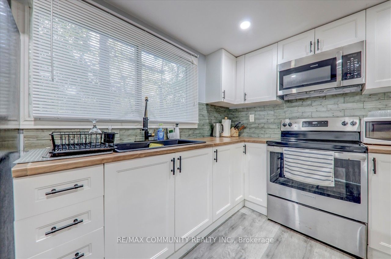 4294 Canal Road Property Photo 15