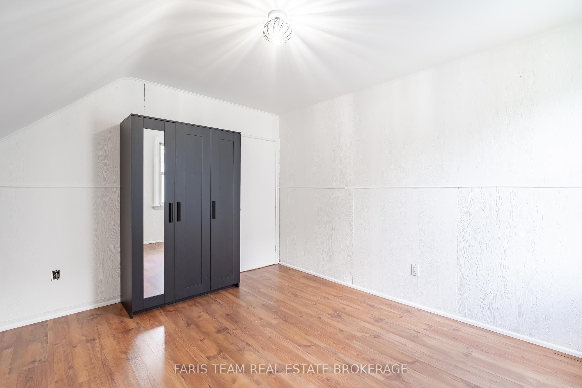 18 Holgate Street Property Photo 27