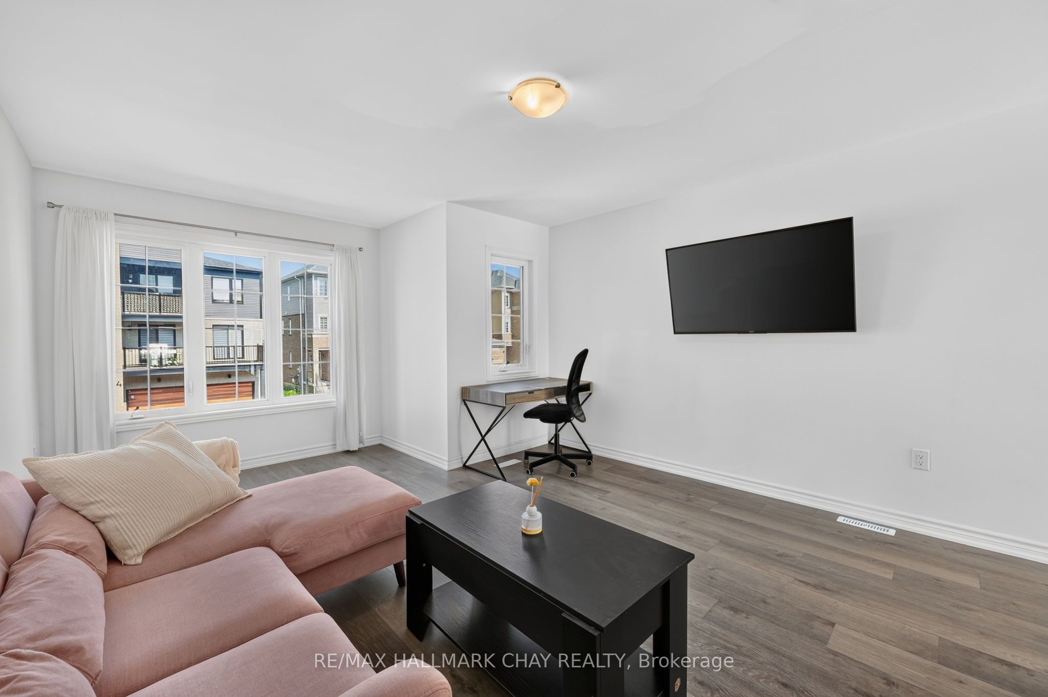 11 Pumpkin Corner Crescent Property Photo 15