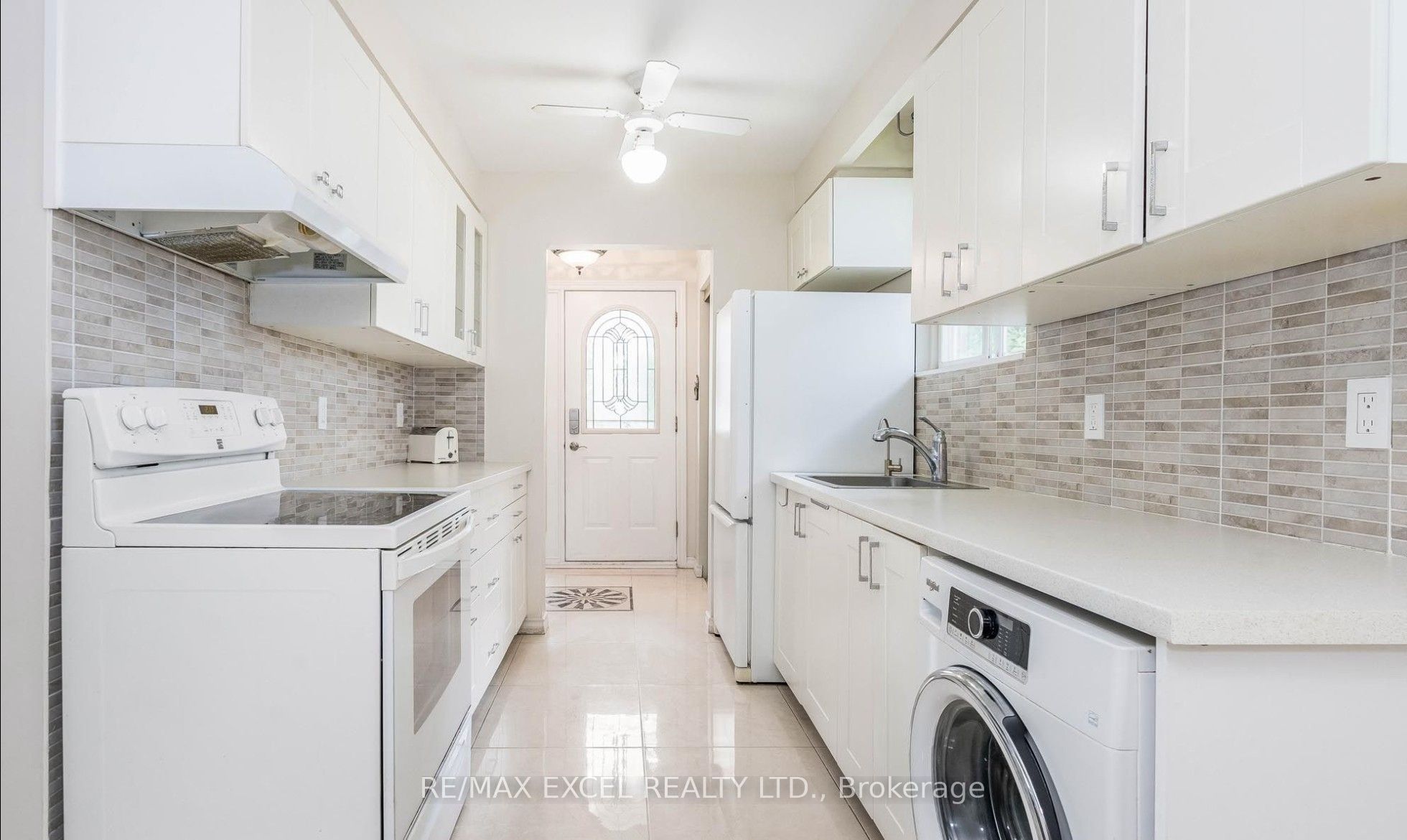 12 College Crescent Property Photo 4