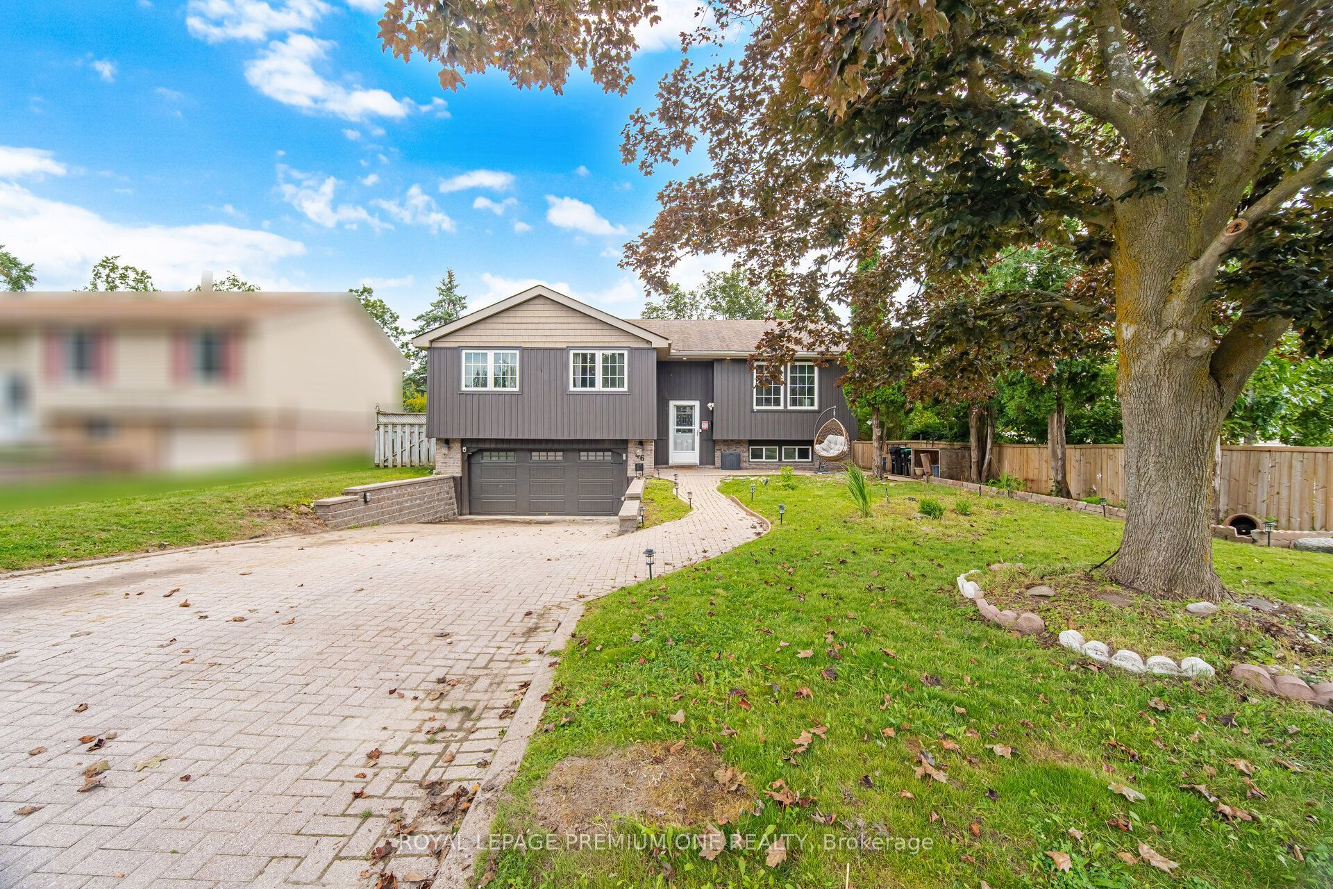 46 Lillian Crescent Property Photo 2