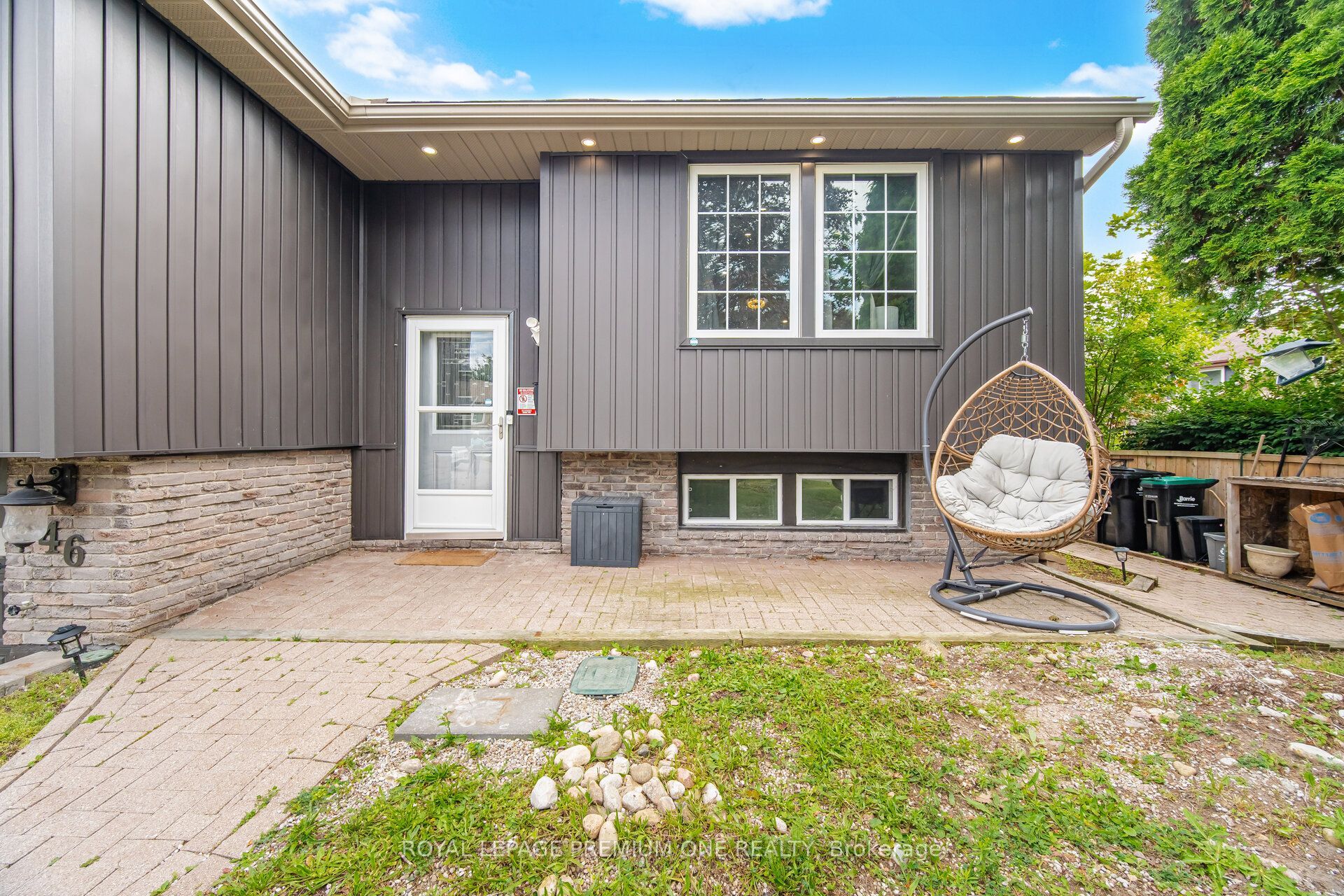 46 Lillian Crescent Property Photo 6