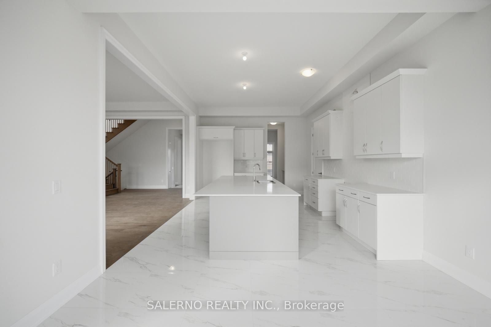 12 Pinetree Drive Property Photo 19