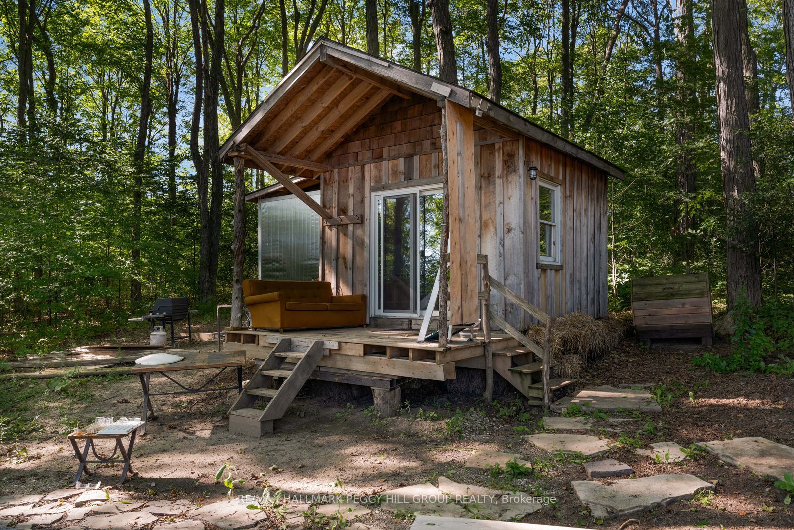 1424 Klondike Park Road Property Photo 5