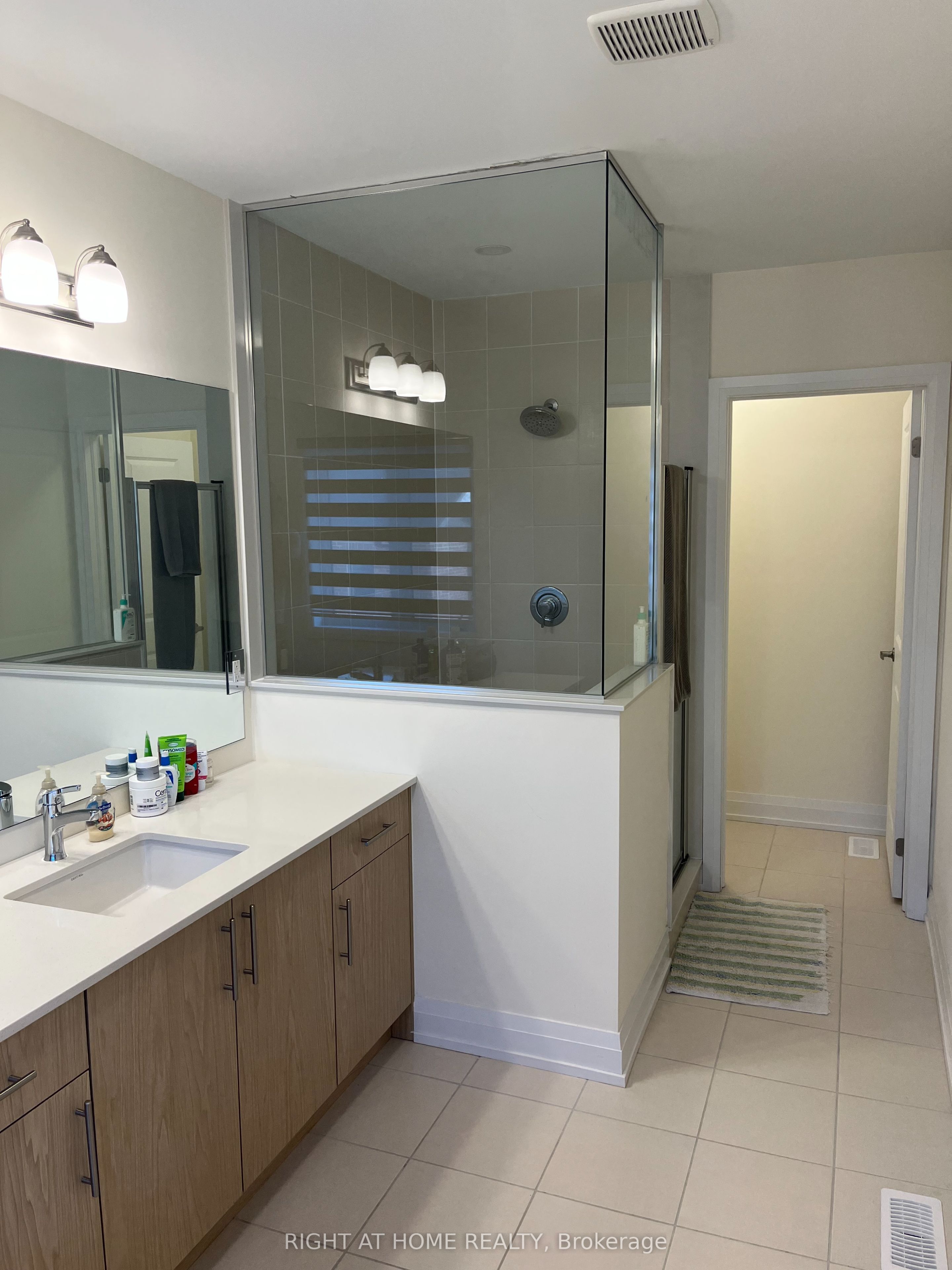 44 Daisy Street Property Photo 11