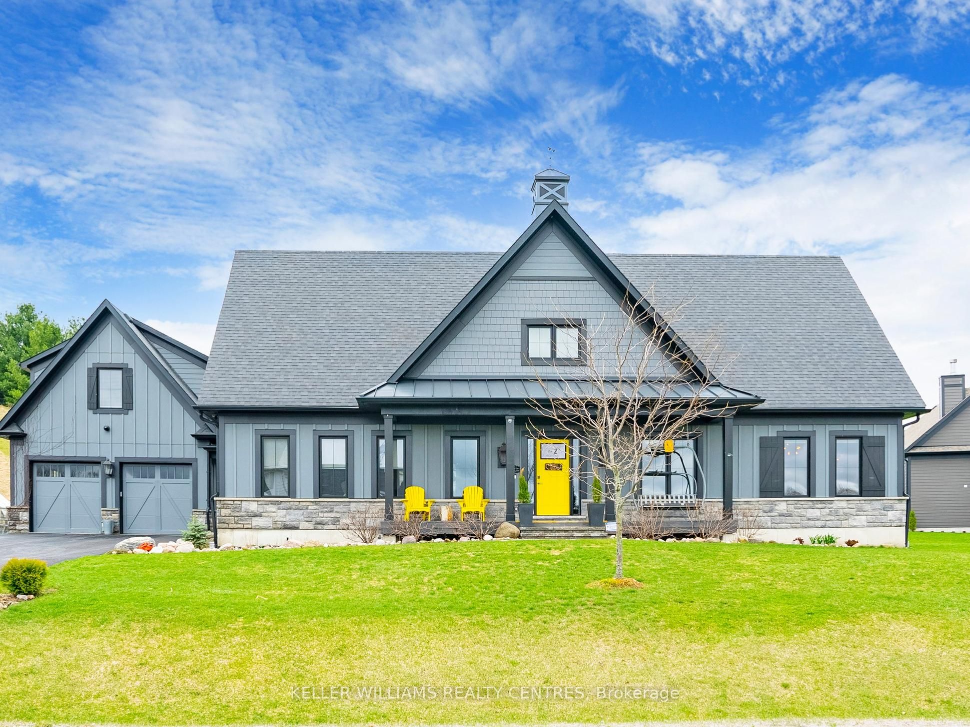 2 Thoroughbred Drive Property Photo 2