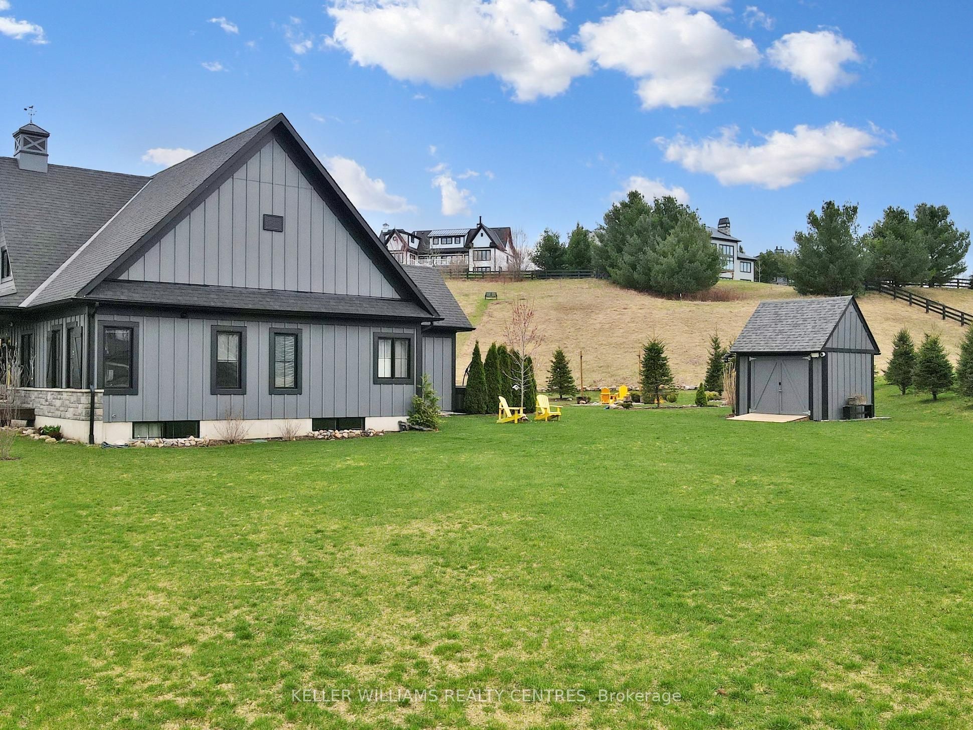 2 Thoroughbred Drive Property Photo 22