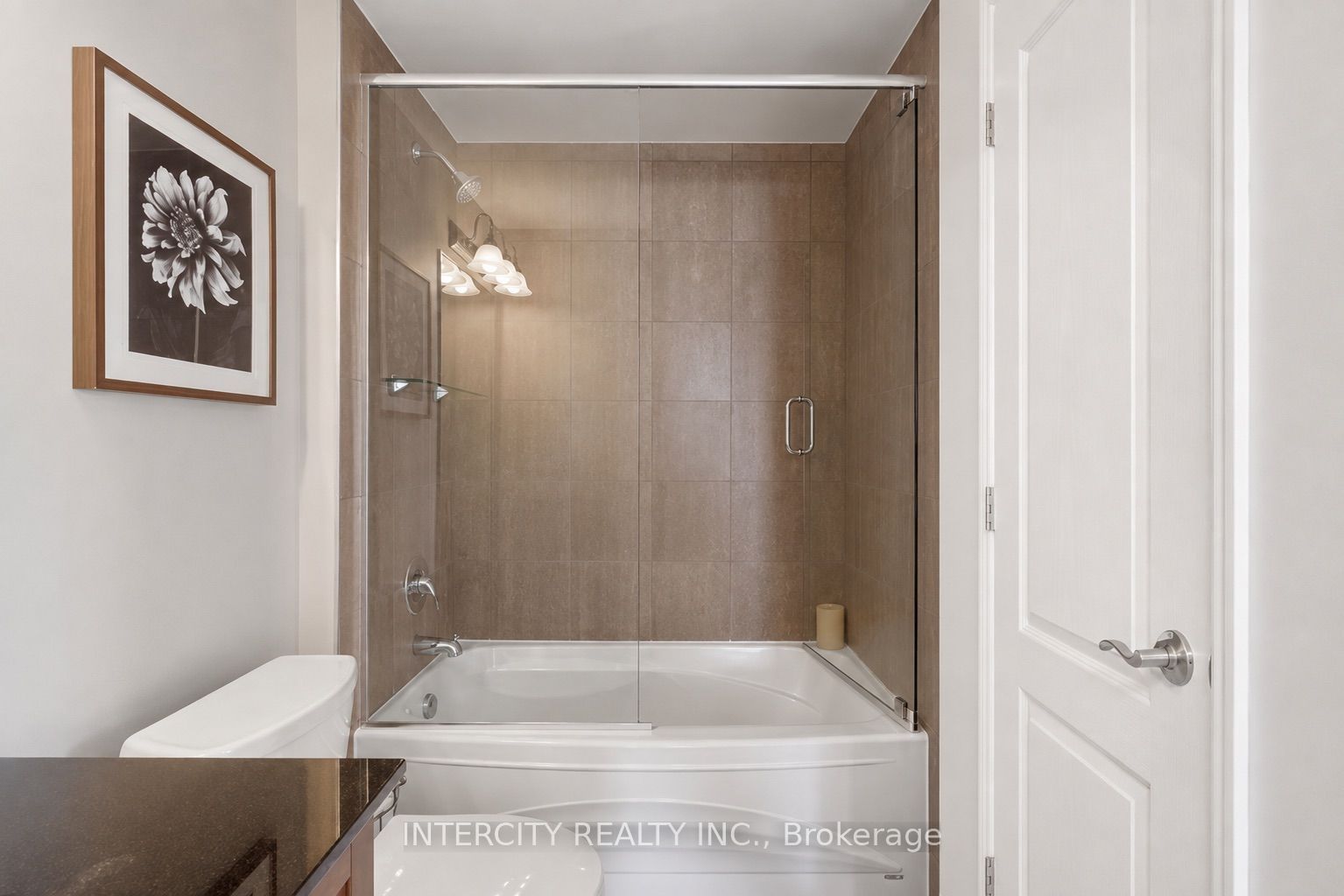 699 Aberdeen Boulevard 901 Property Photo 11