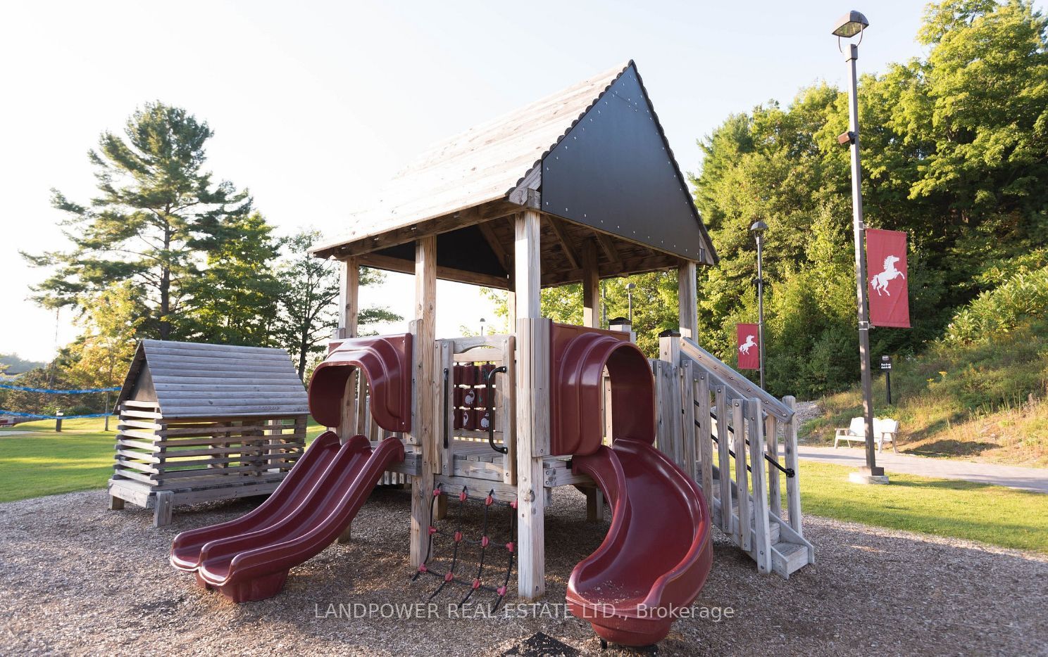 80 Horseshoe Boulevard 403 Property Photo 25