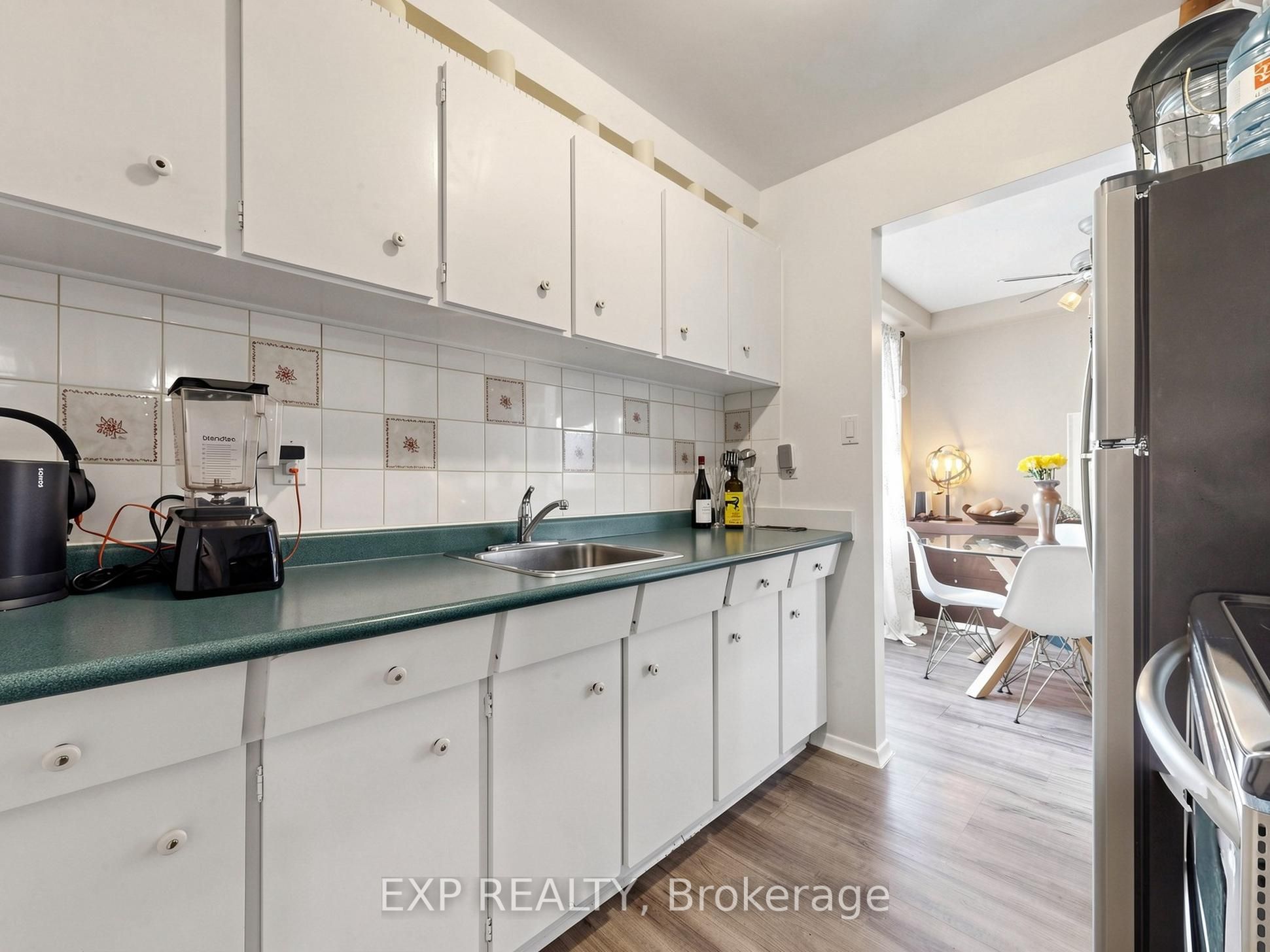 89 Donald Street Property Photo 43