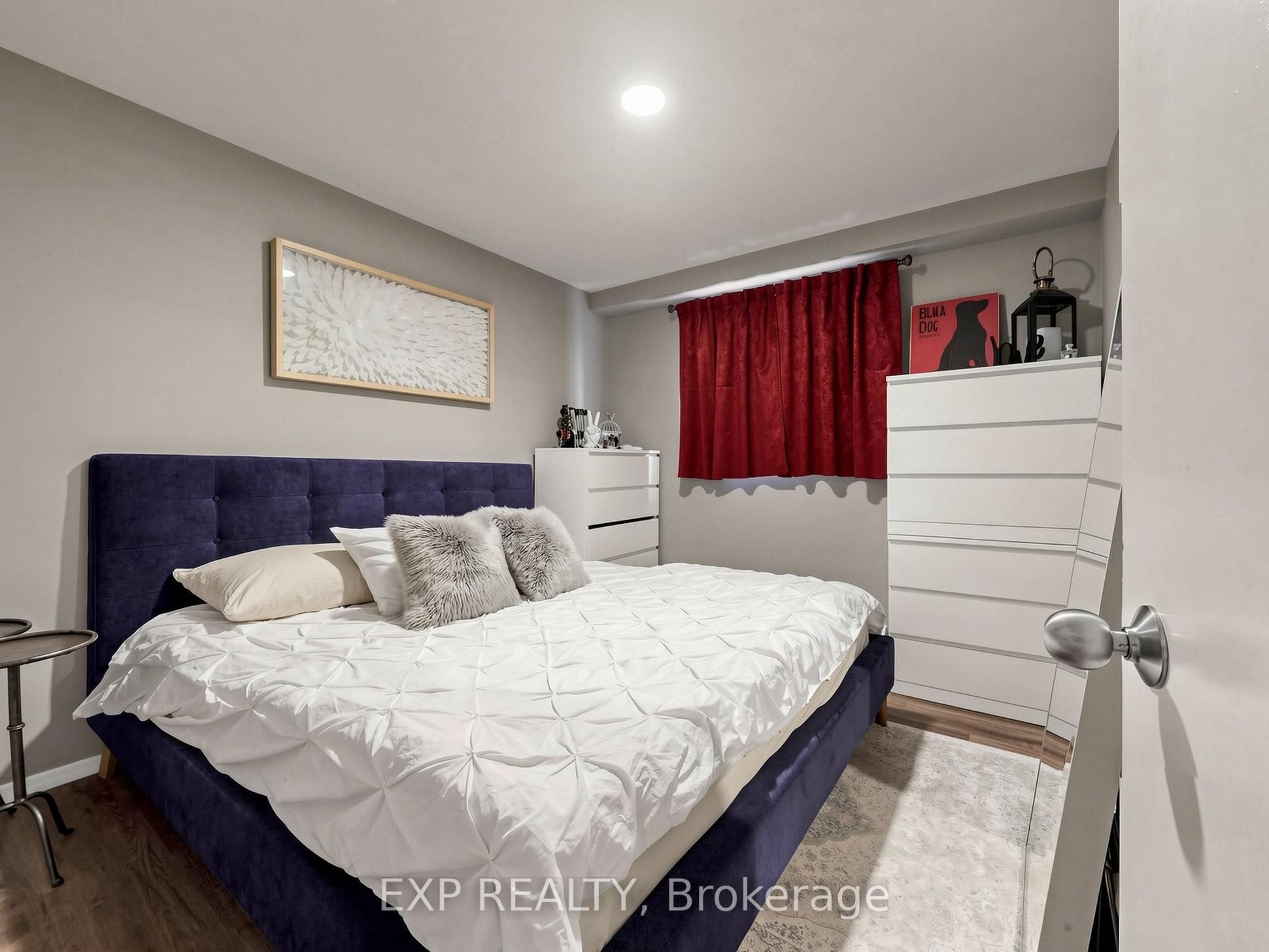 89 Donald Street Property Photo 45