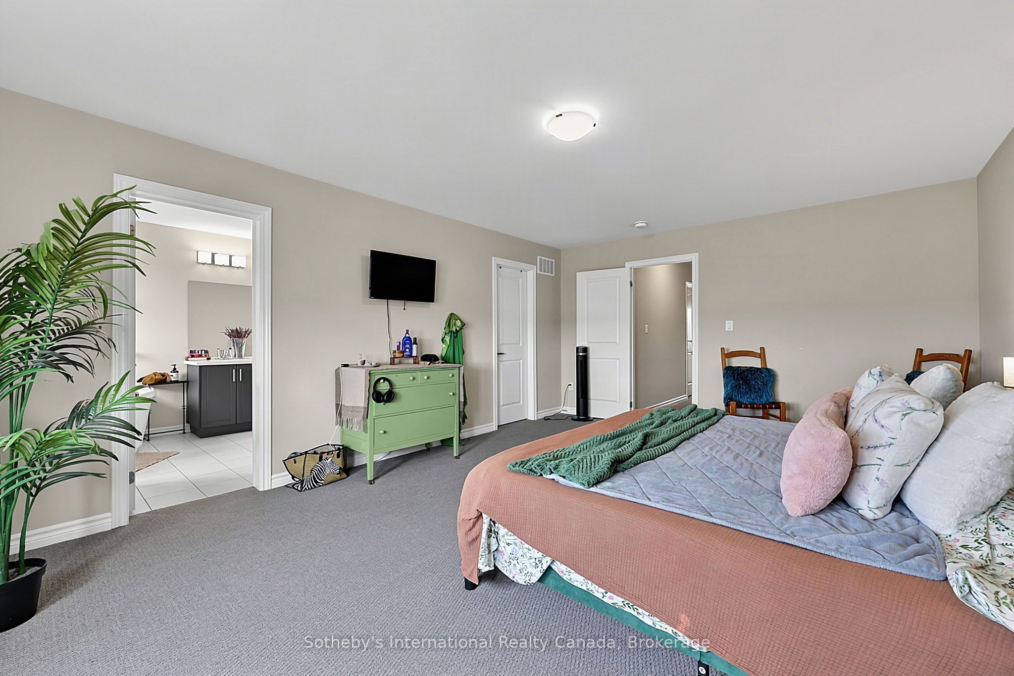 270 Springfield Crescent Property Photo 27