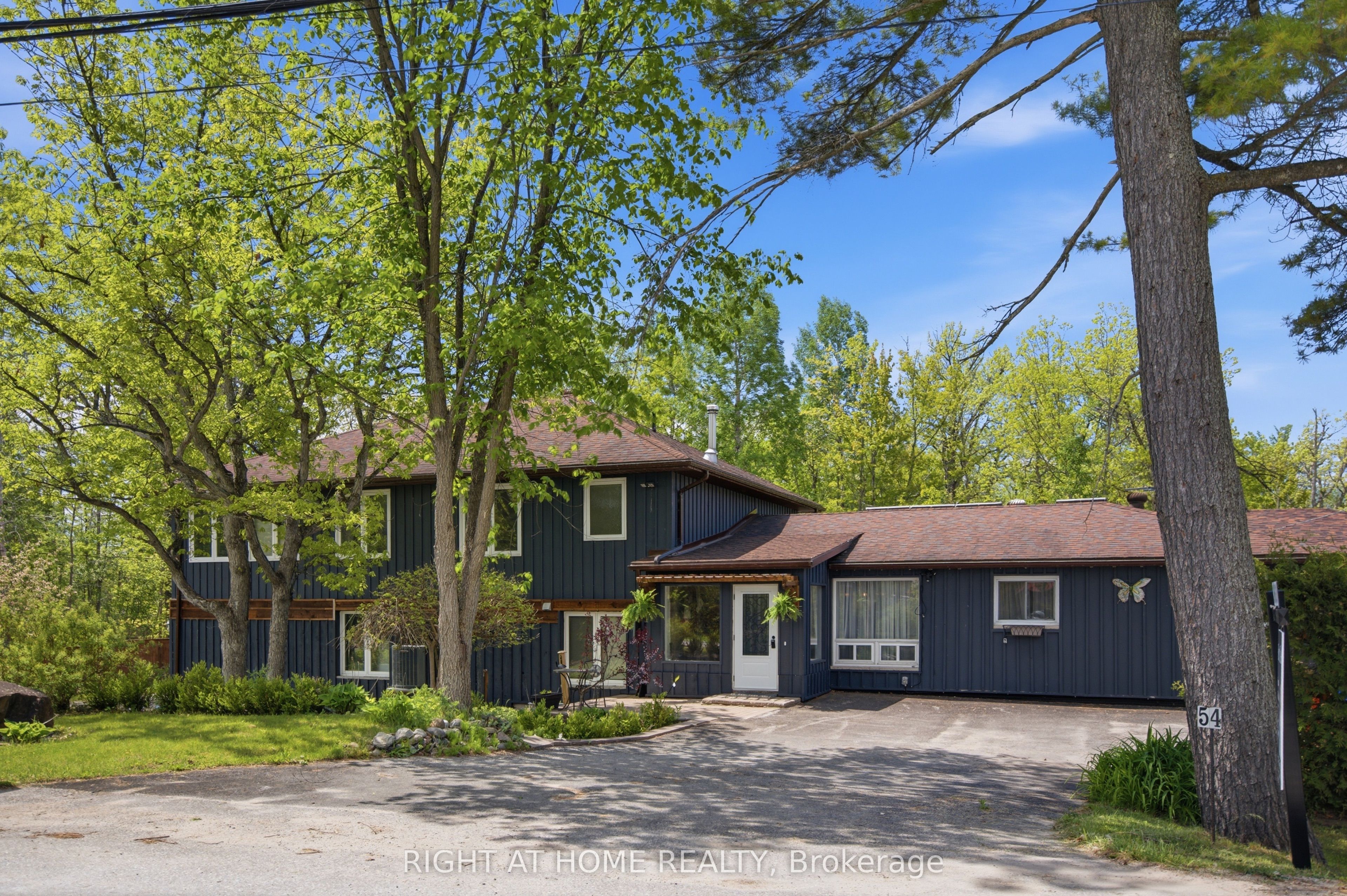 54 Forest Harbour Parkway Property Photo 1