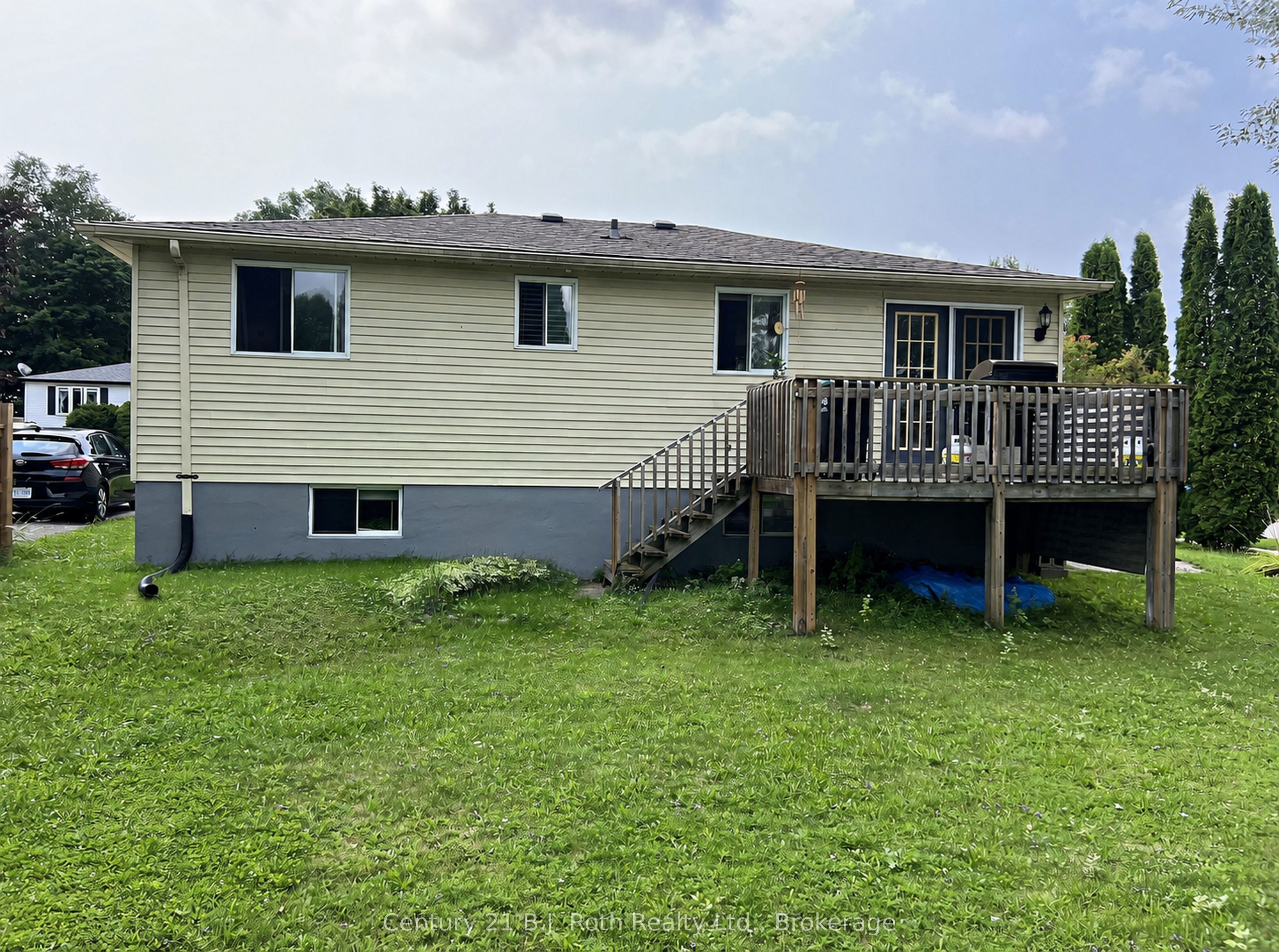 867 Birchwood Drive Property Photo 11