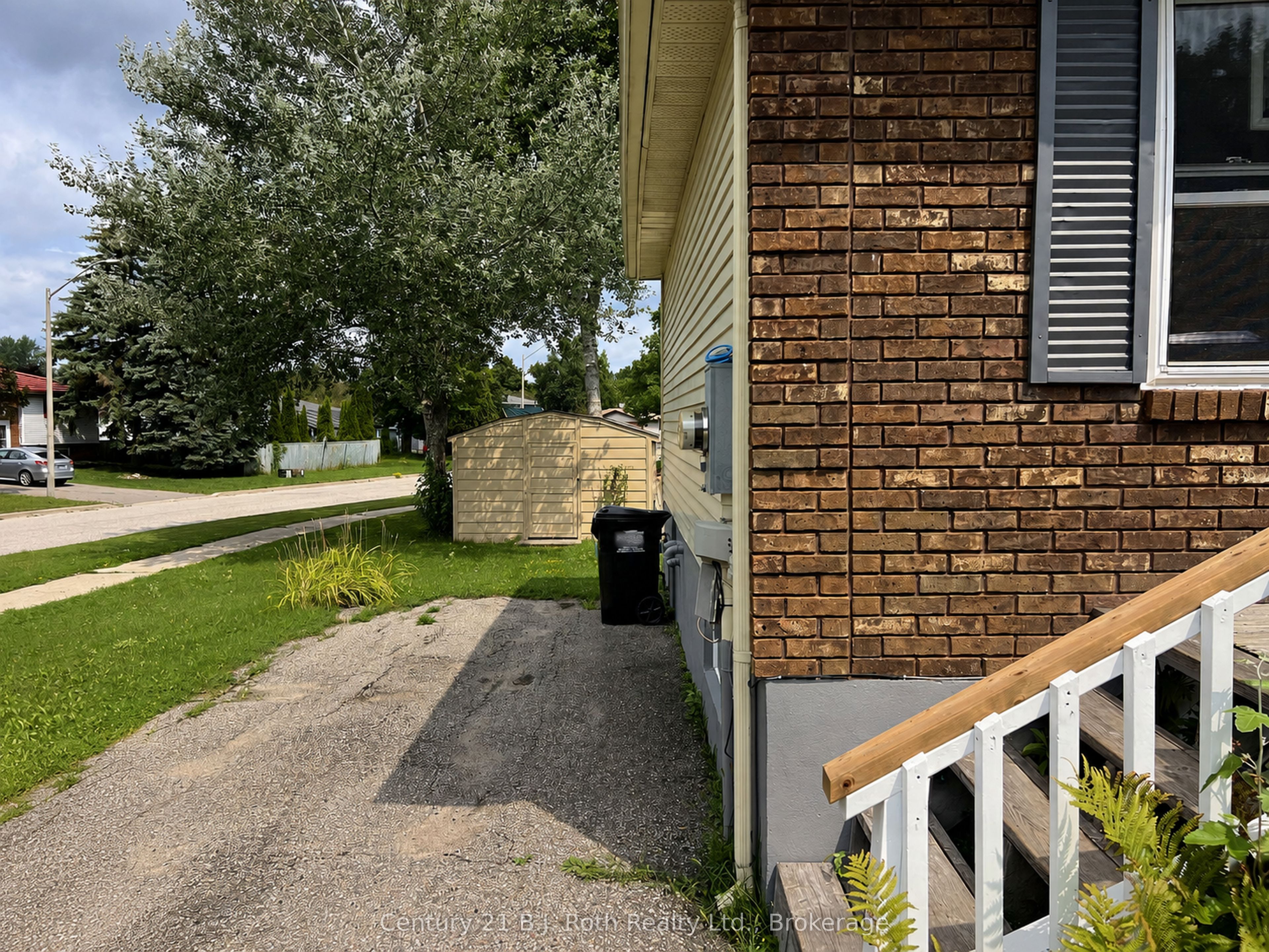 867 Birchwood Drive Property Photo 25