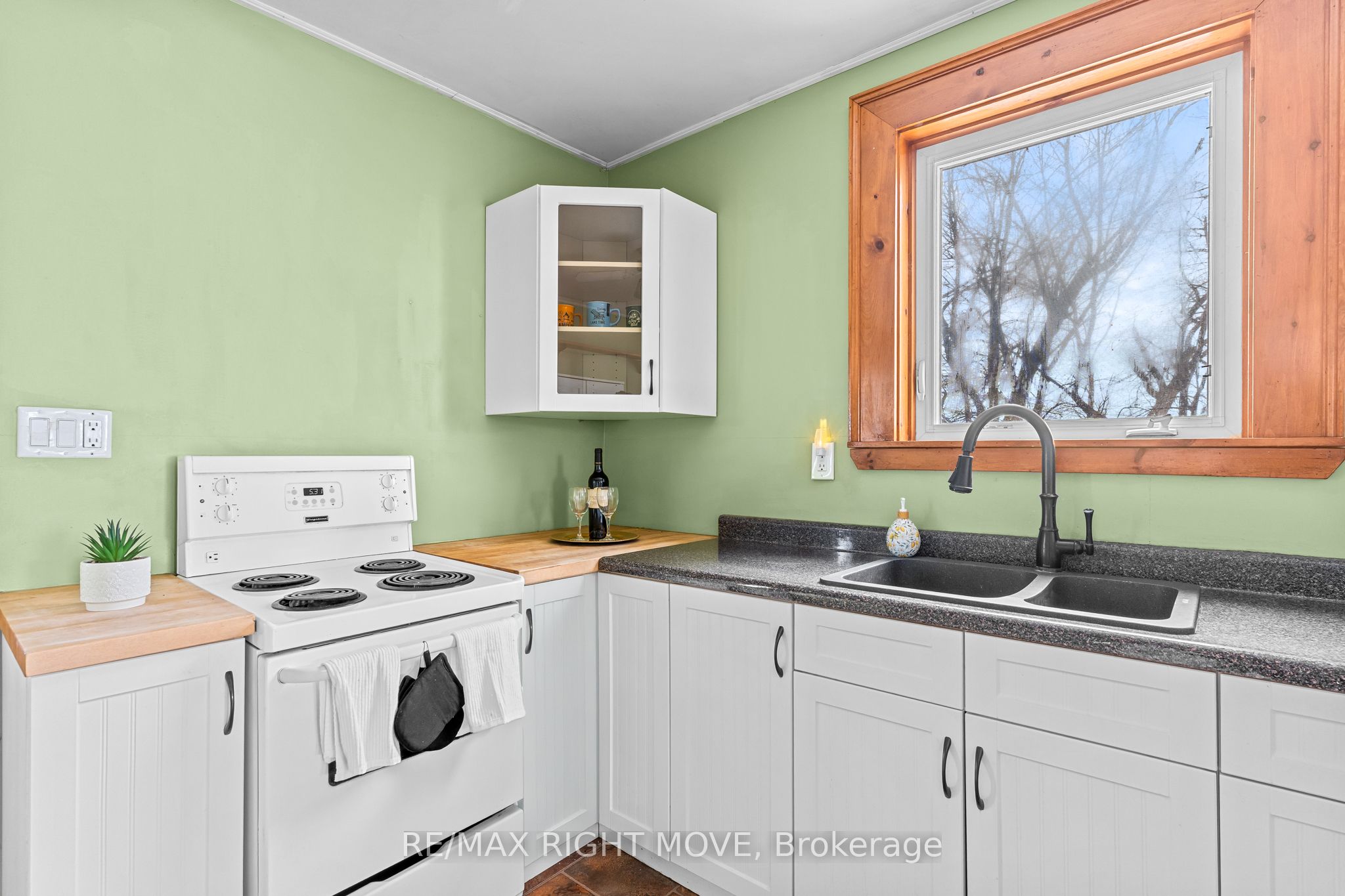 2674 Lone Birch Trail Property Photo 22
