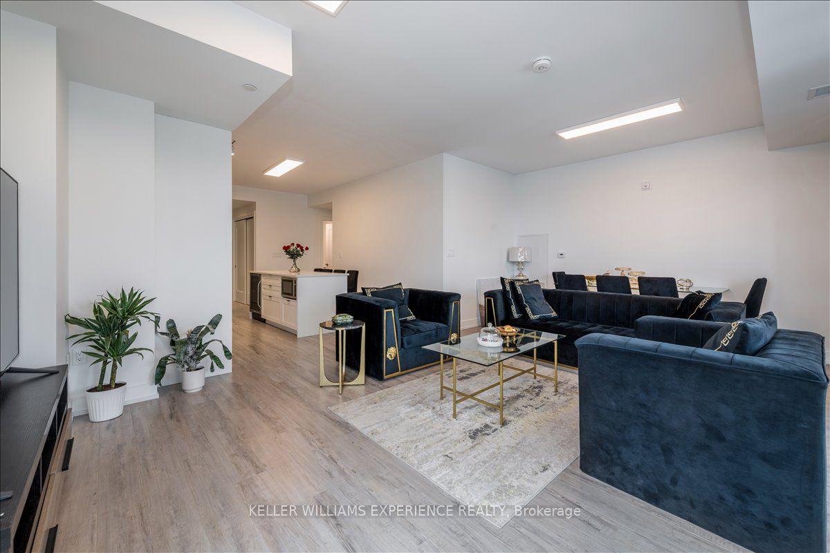 185 E Dunlop Street E 714 Property Photo 10