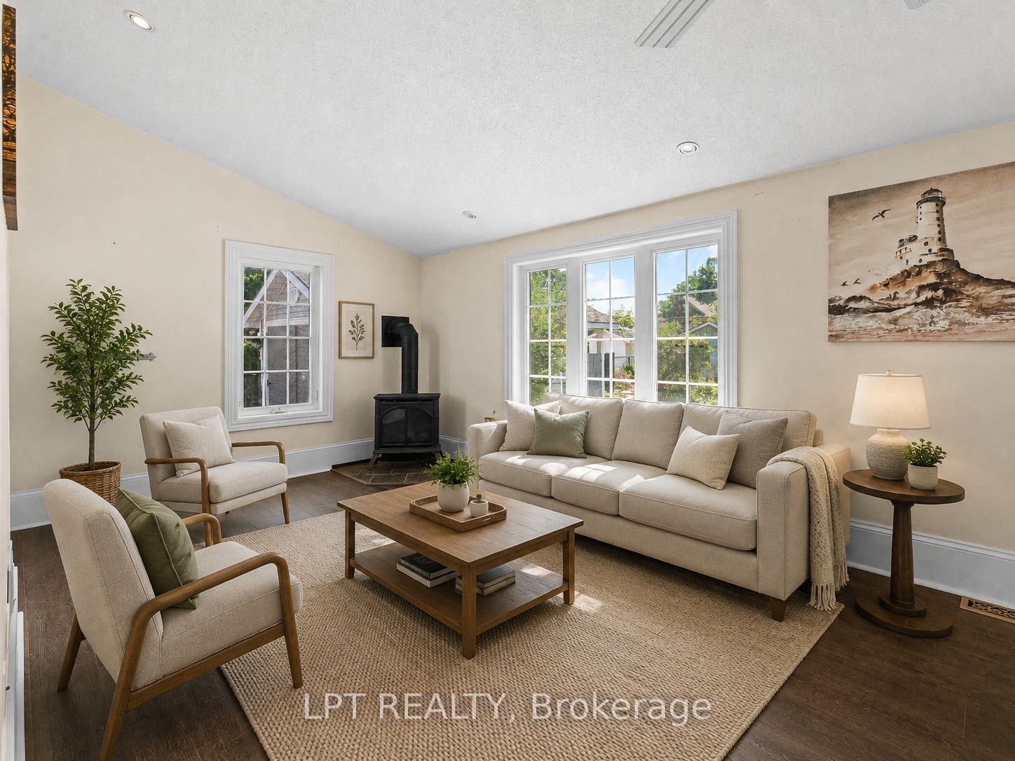 52 Parkside Drive E Property Photo 17