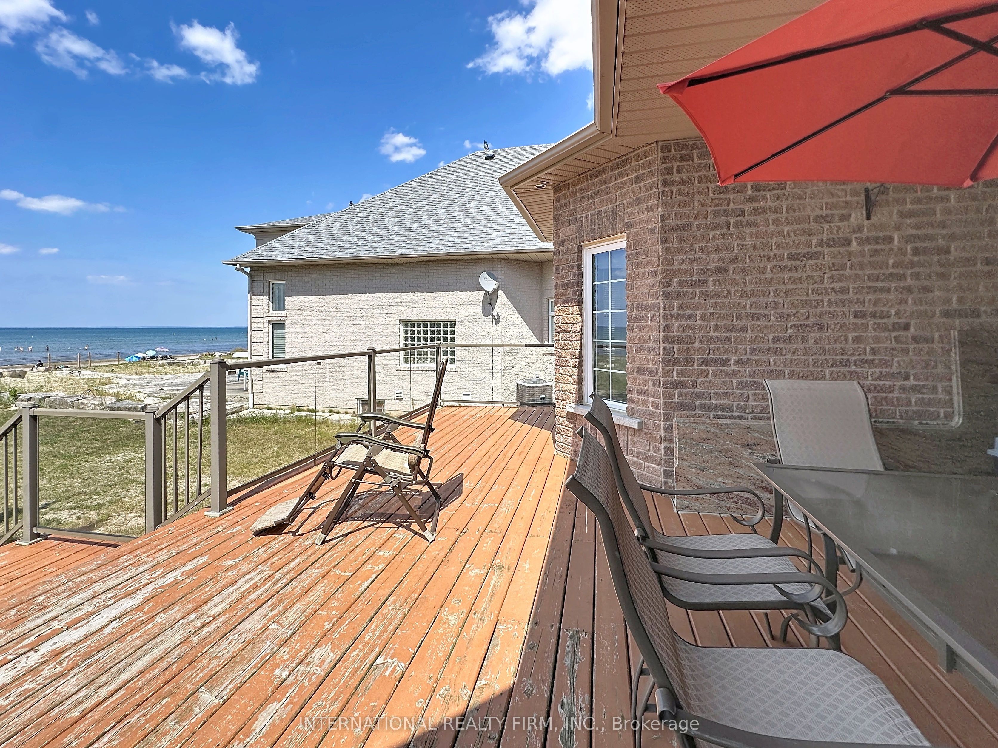 966 Shore Lane Property Photo 10