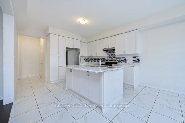 82 Nottingham Road Property Photo 10