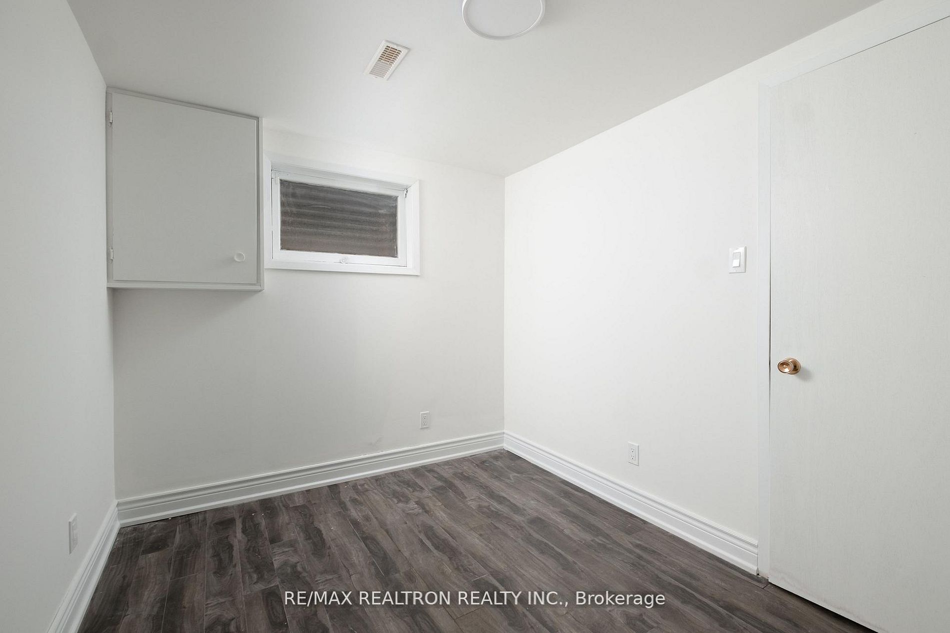8 Courtice Crescent Property Photo 27