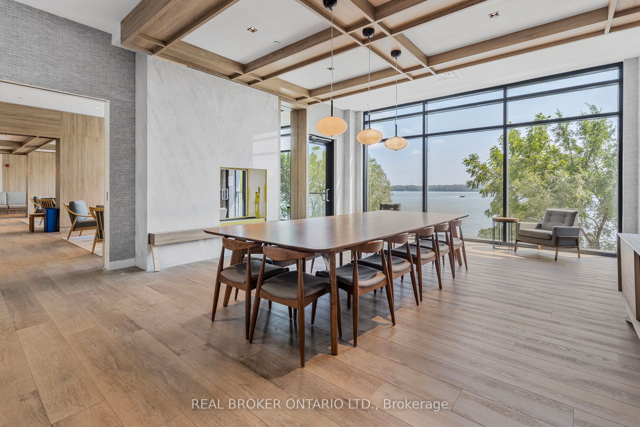 185 Dunlop Street E Ph 3 Property Photo 37
