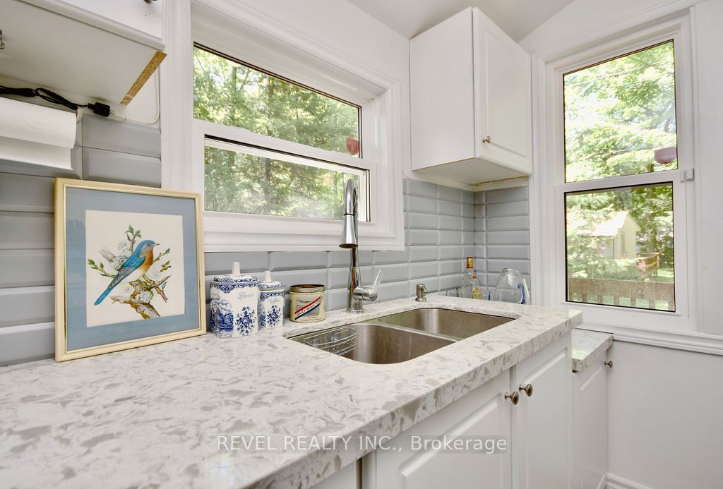 39 Domar Road Property Photo 9