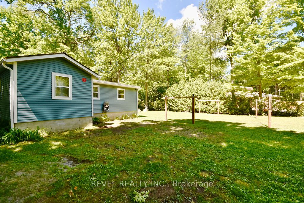 39 Domar Road Property Photo 32