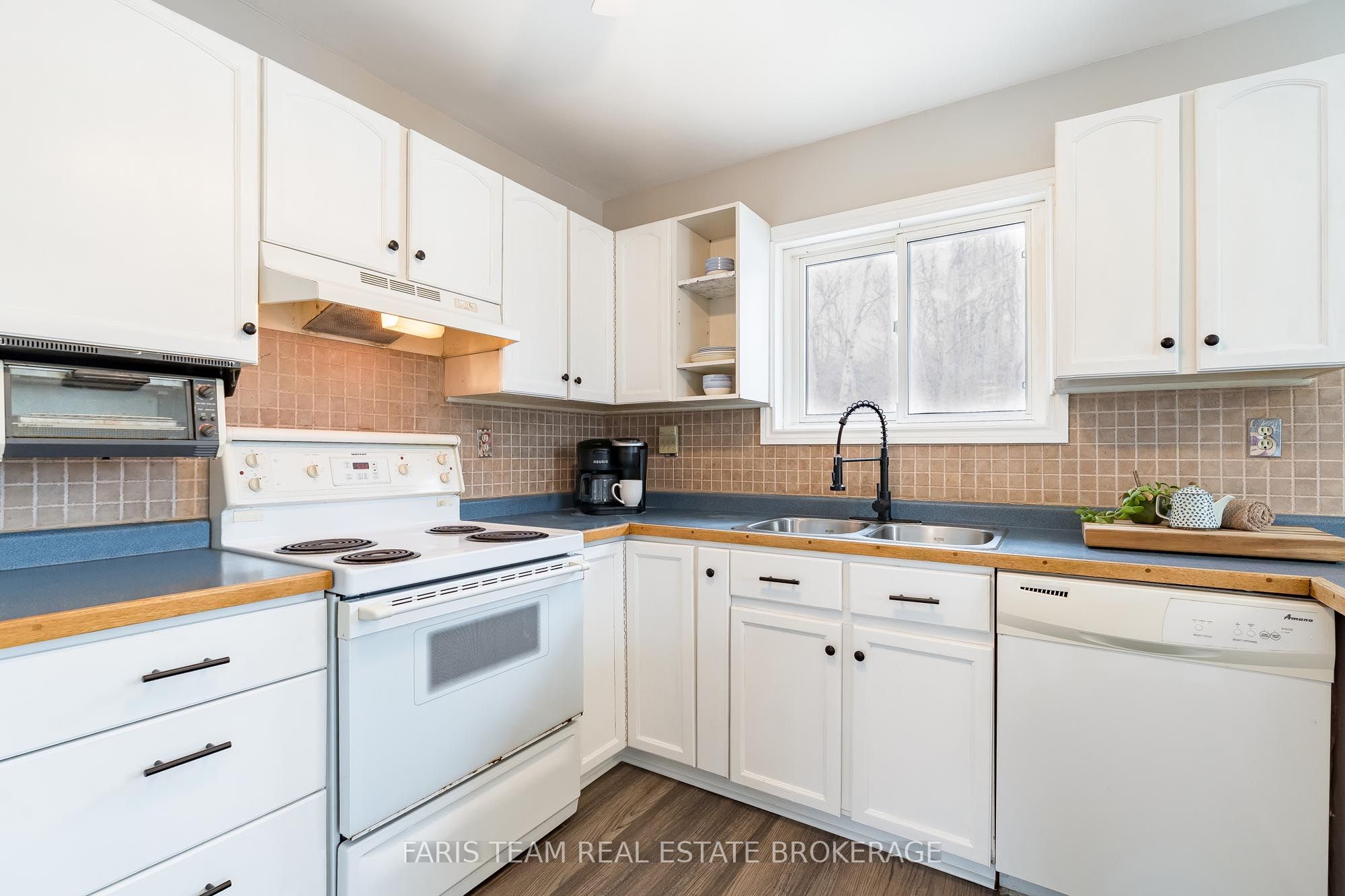12804 County Road 16 Property Photo 10