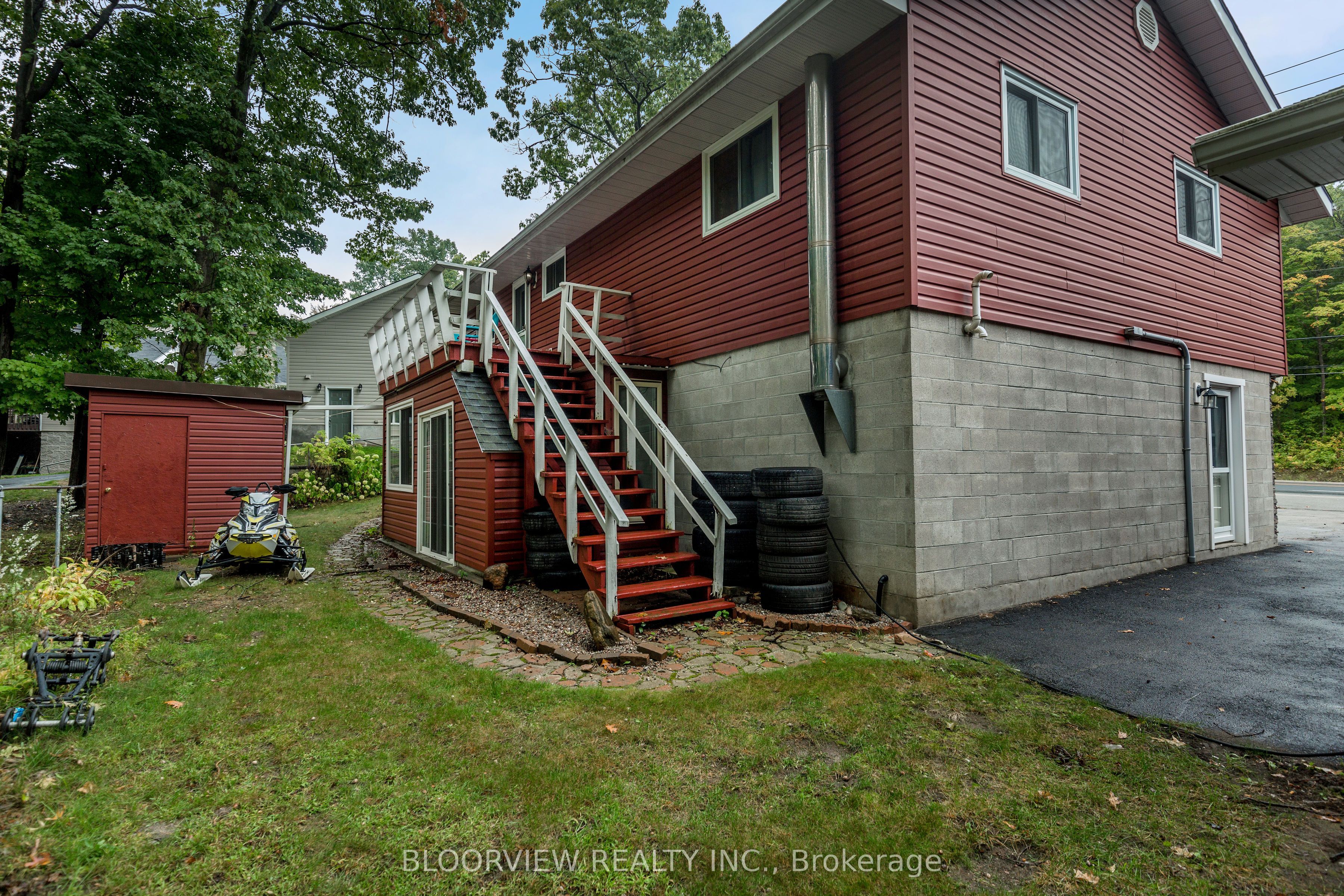 9467 County 93 Road Property Photo 27