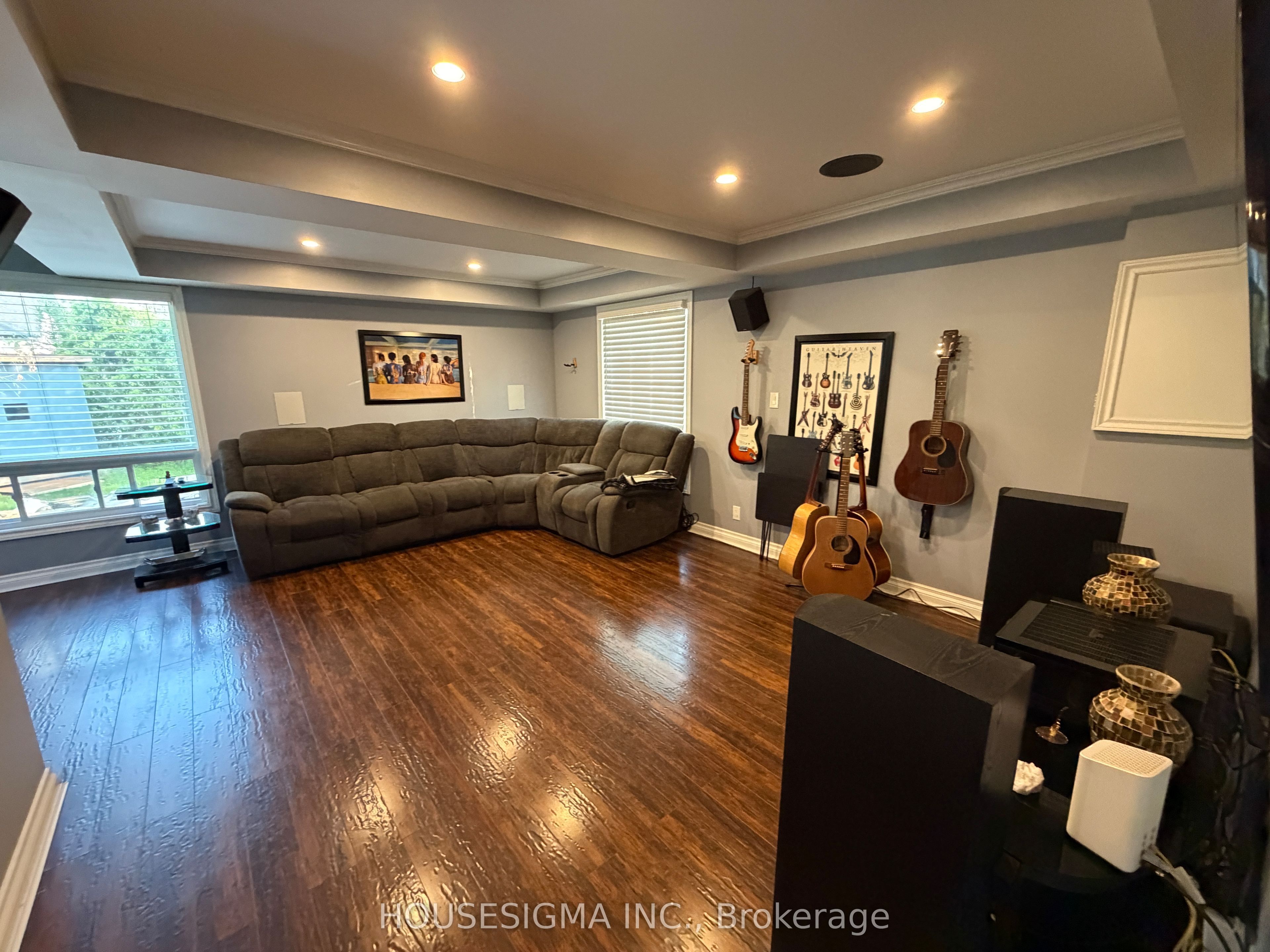 16 Mazepa Place Property Photo 7