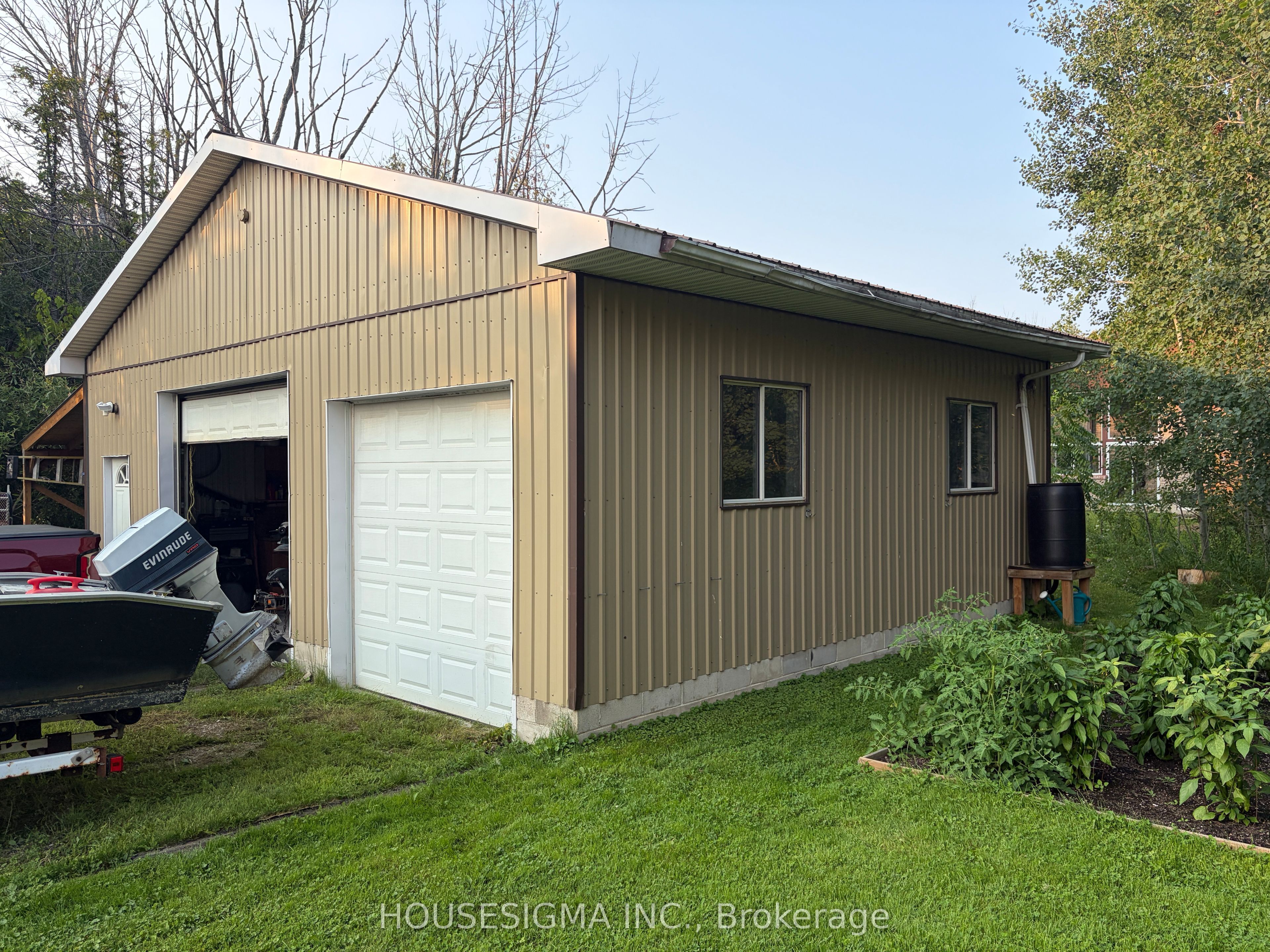 16 Mazepa Place Property Photo 17