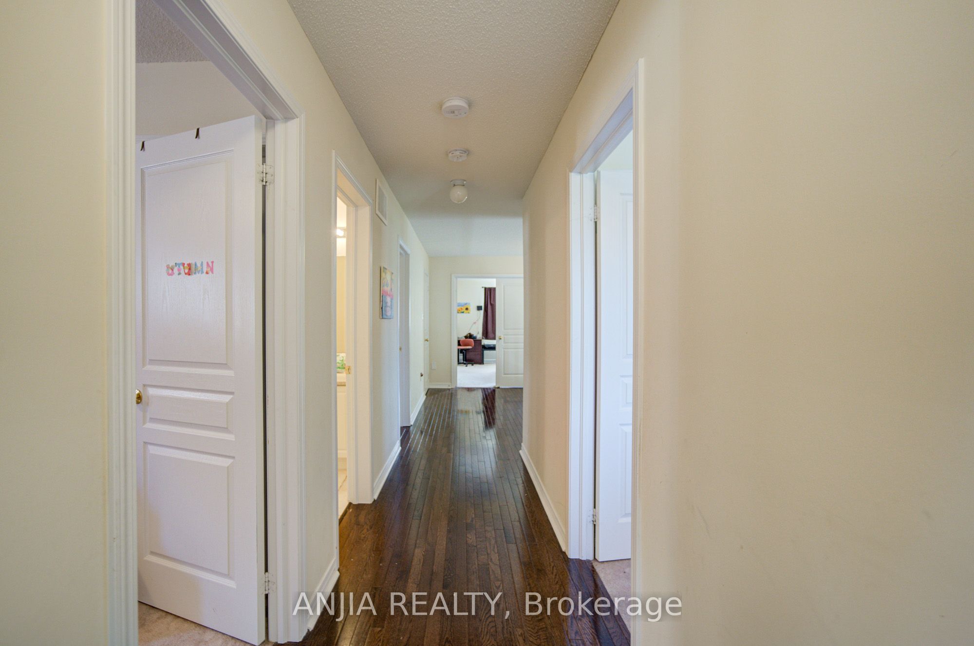 102 Westminster Circle Property Photo 14
