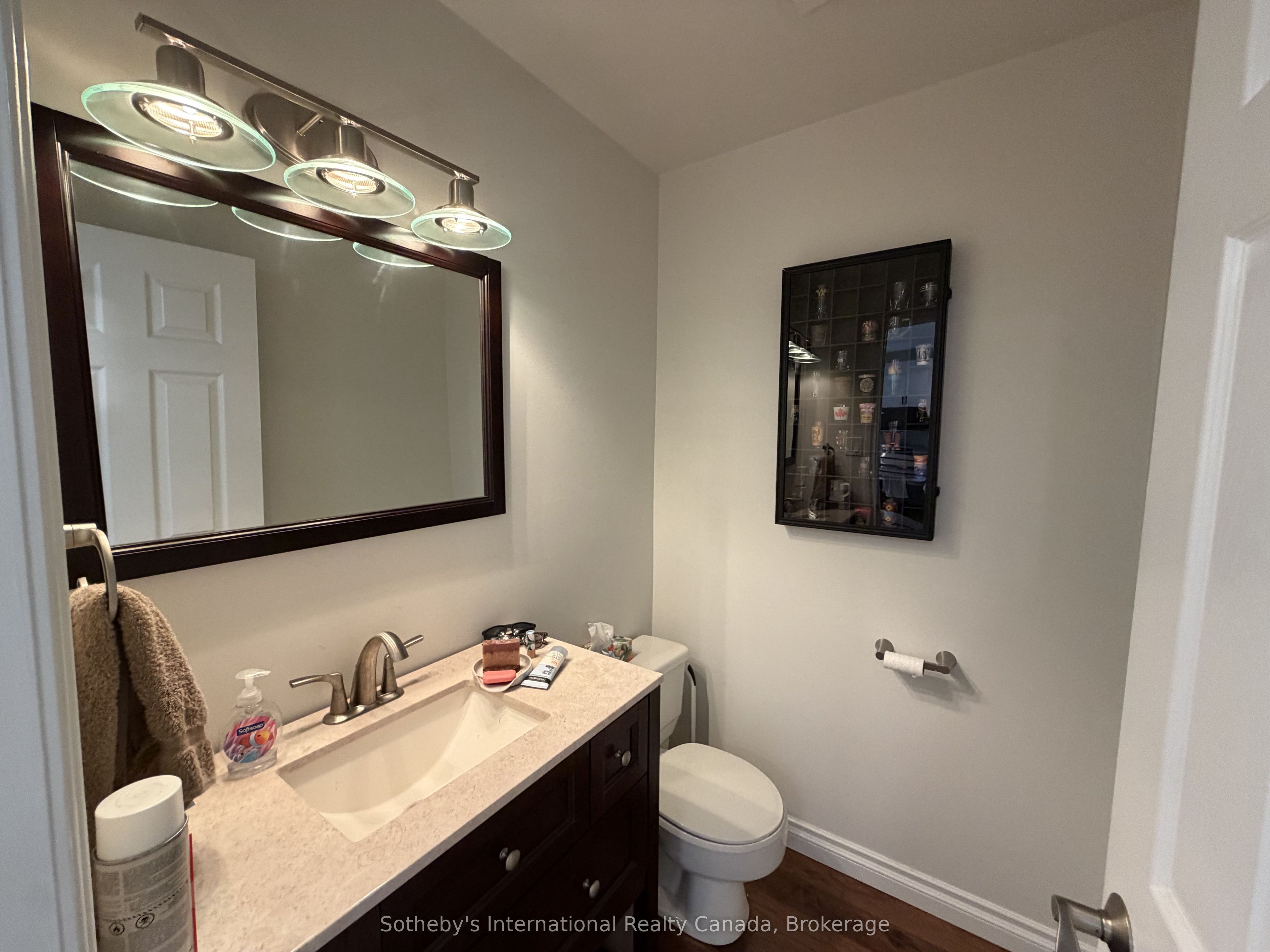 589 Oxbow Crescent Property Photo 11