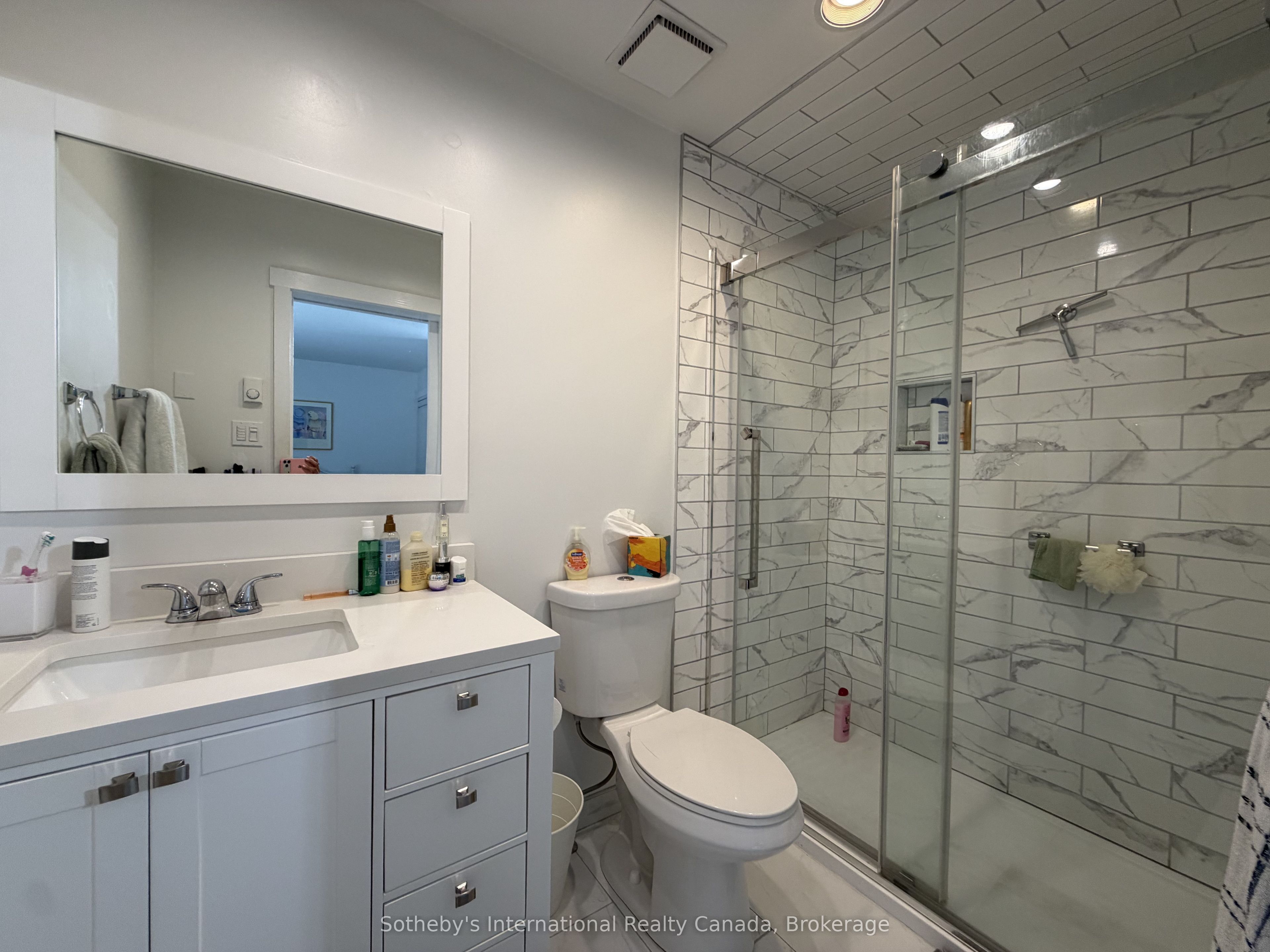 589 Oxbow Crescent Property Photo 16