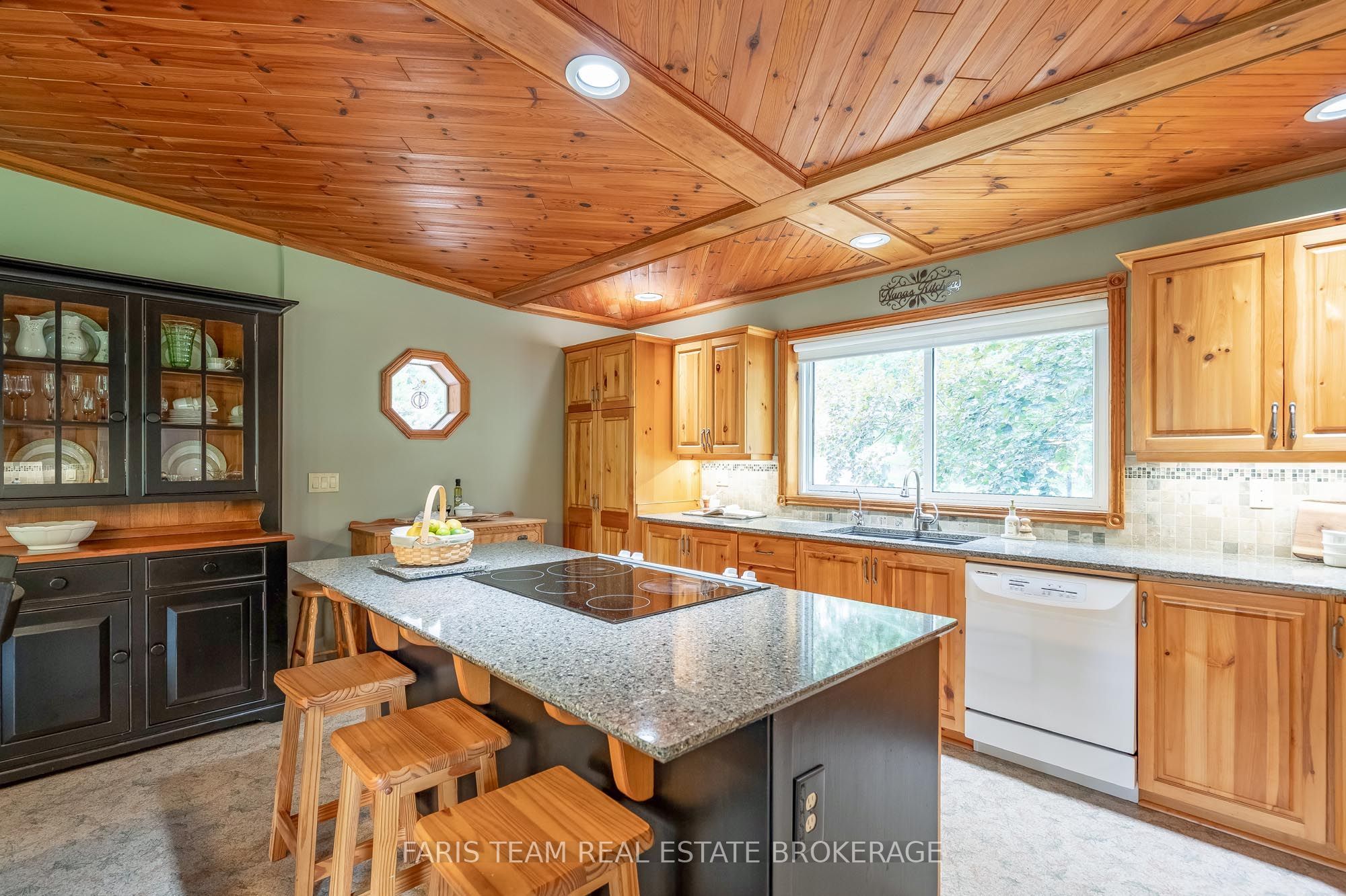 2505 Norton Road Property Photo 8