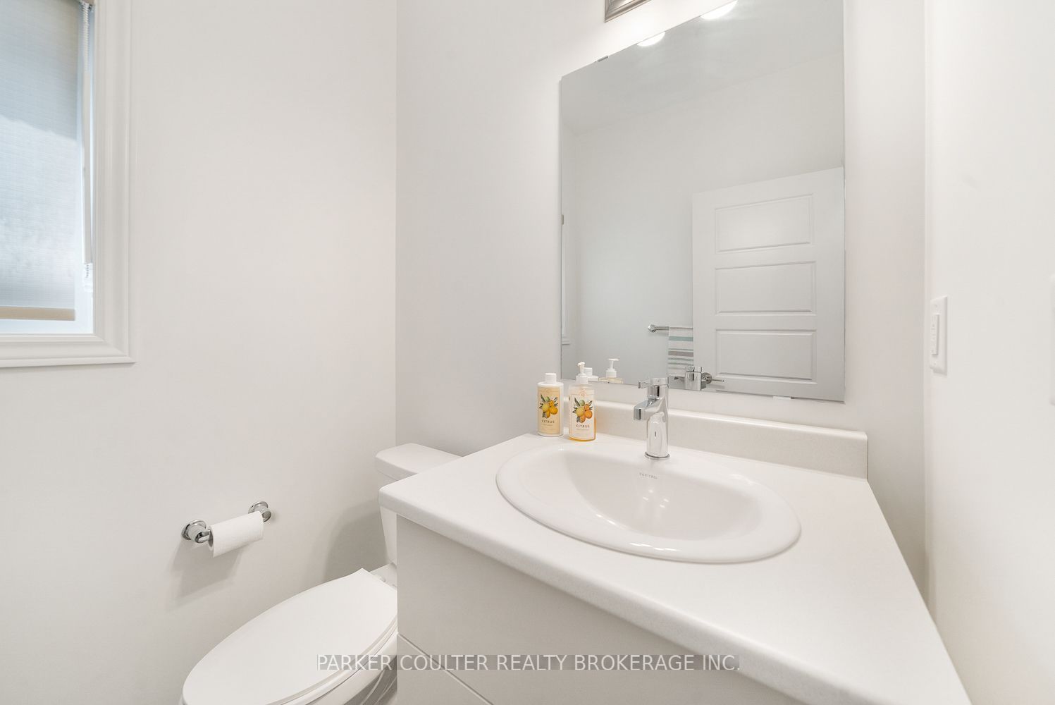 48 West Oak Trail Property Photo 23
