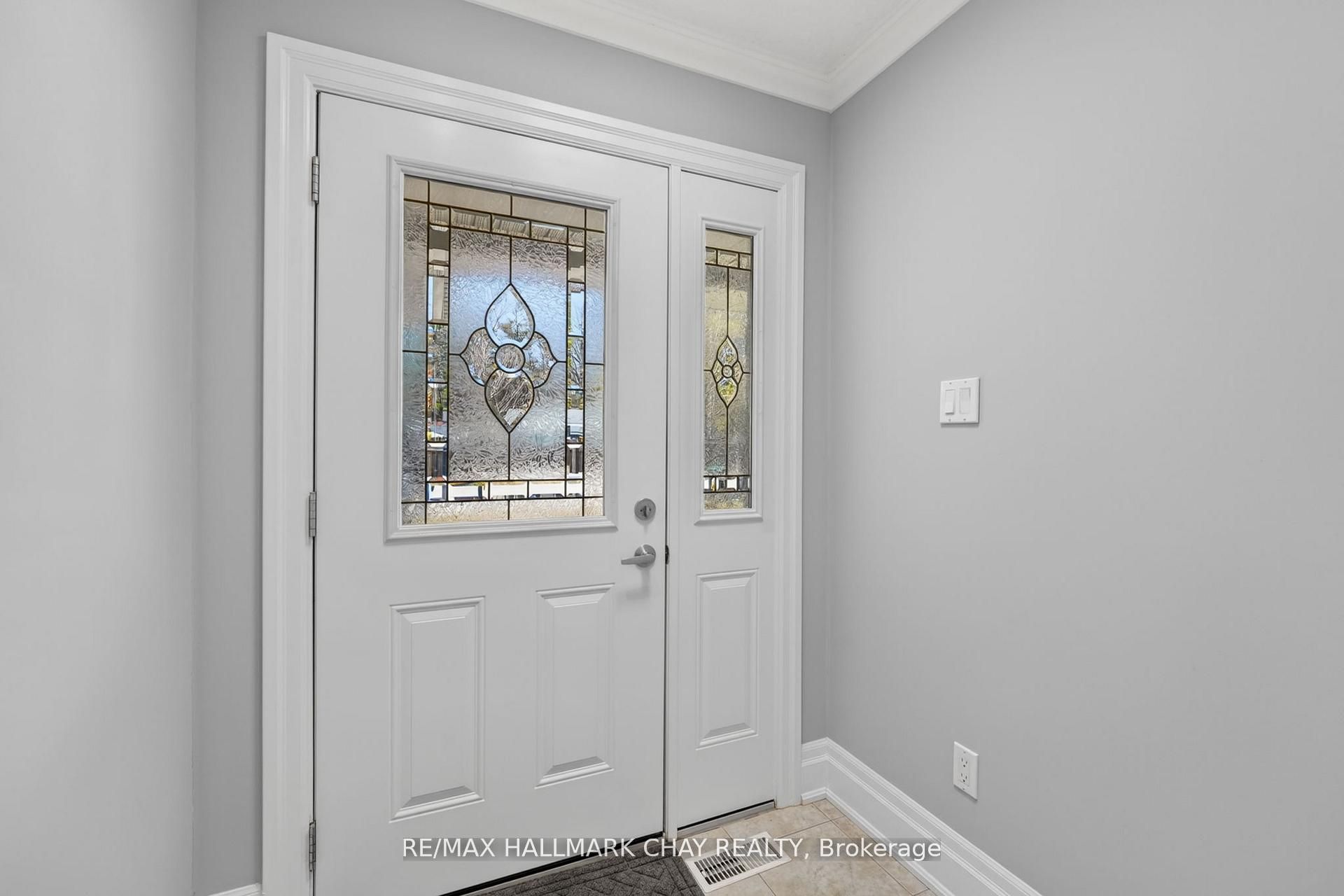 19 Greenway Drive Property Photo 4