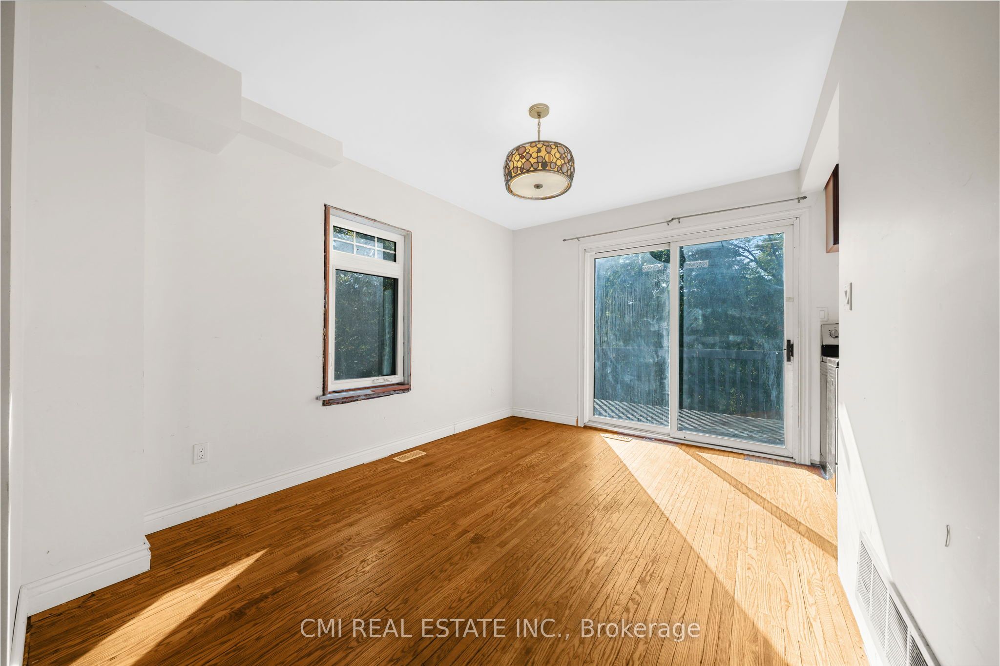 43 Perry Street Property Photo 10