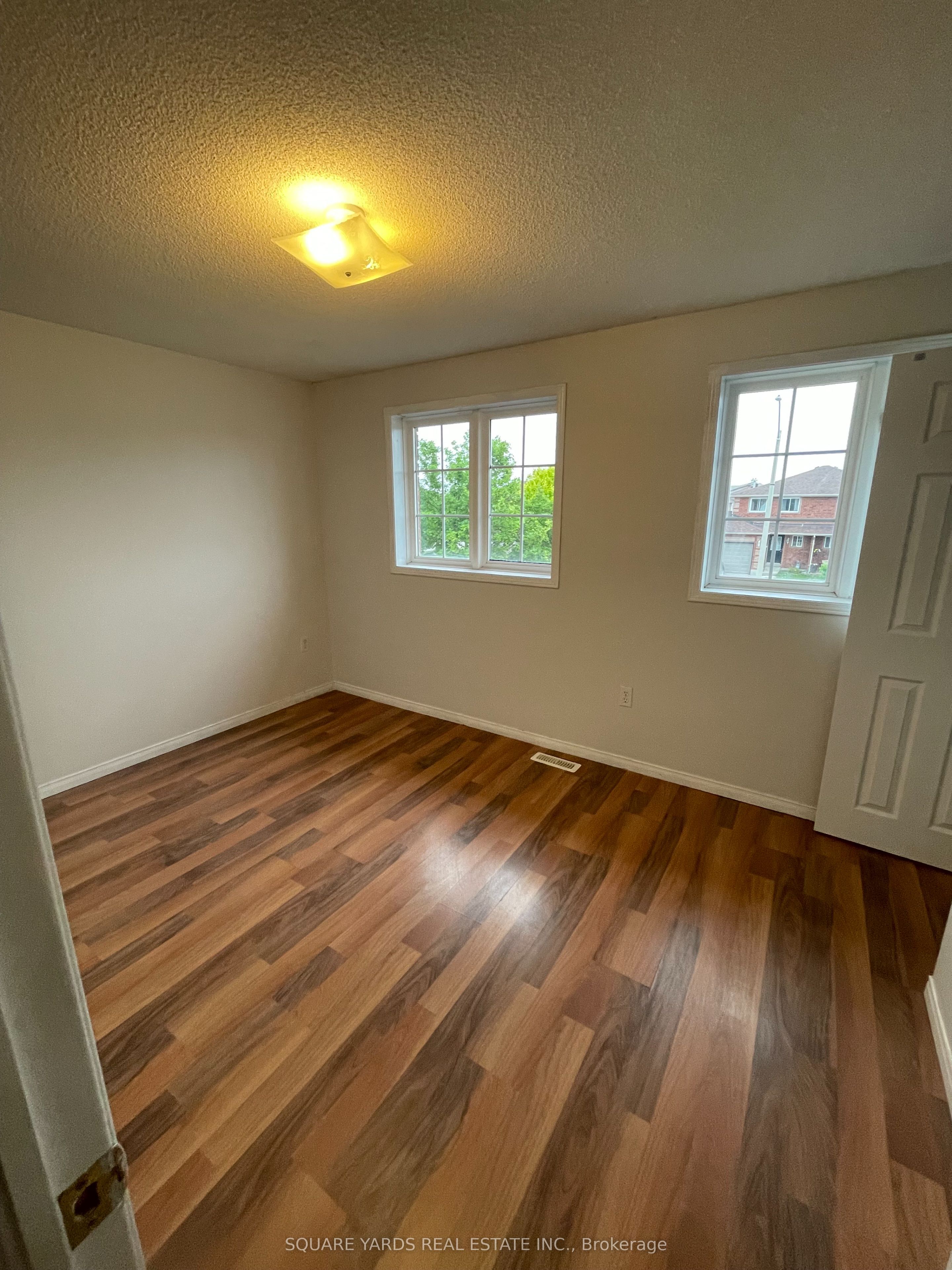 8 Epsom Road N Property Photo 9