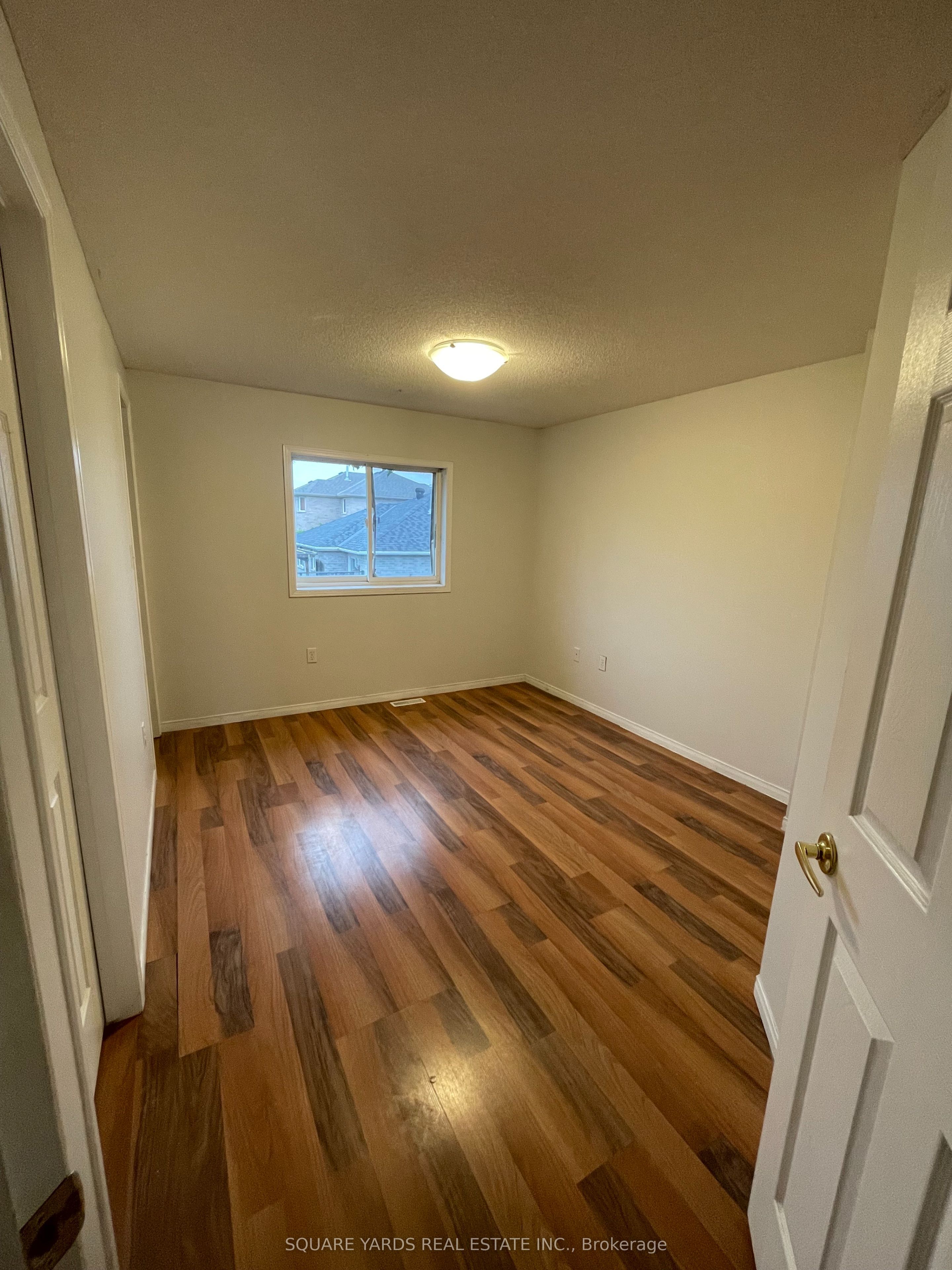 8 Epsom Road N Property Photo 11